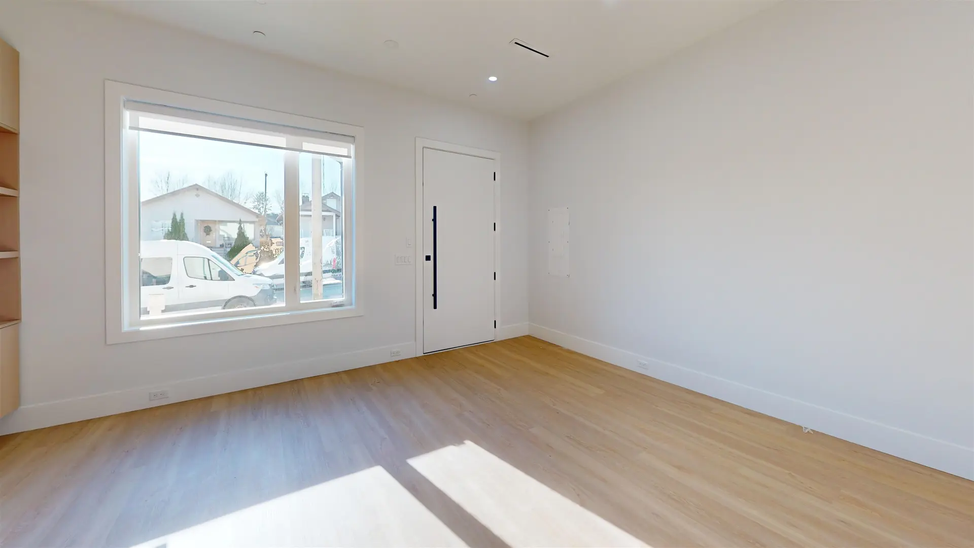 Property at 2825 DUNDAS STREET, Vancouver, BC