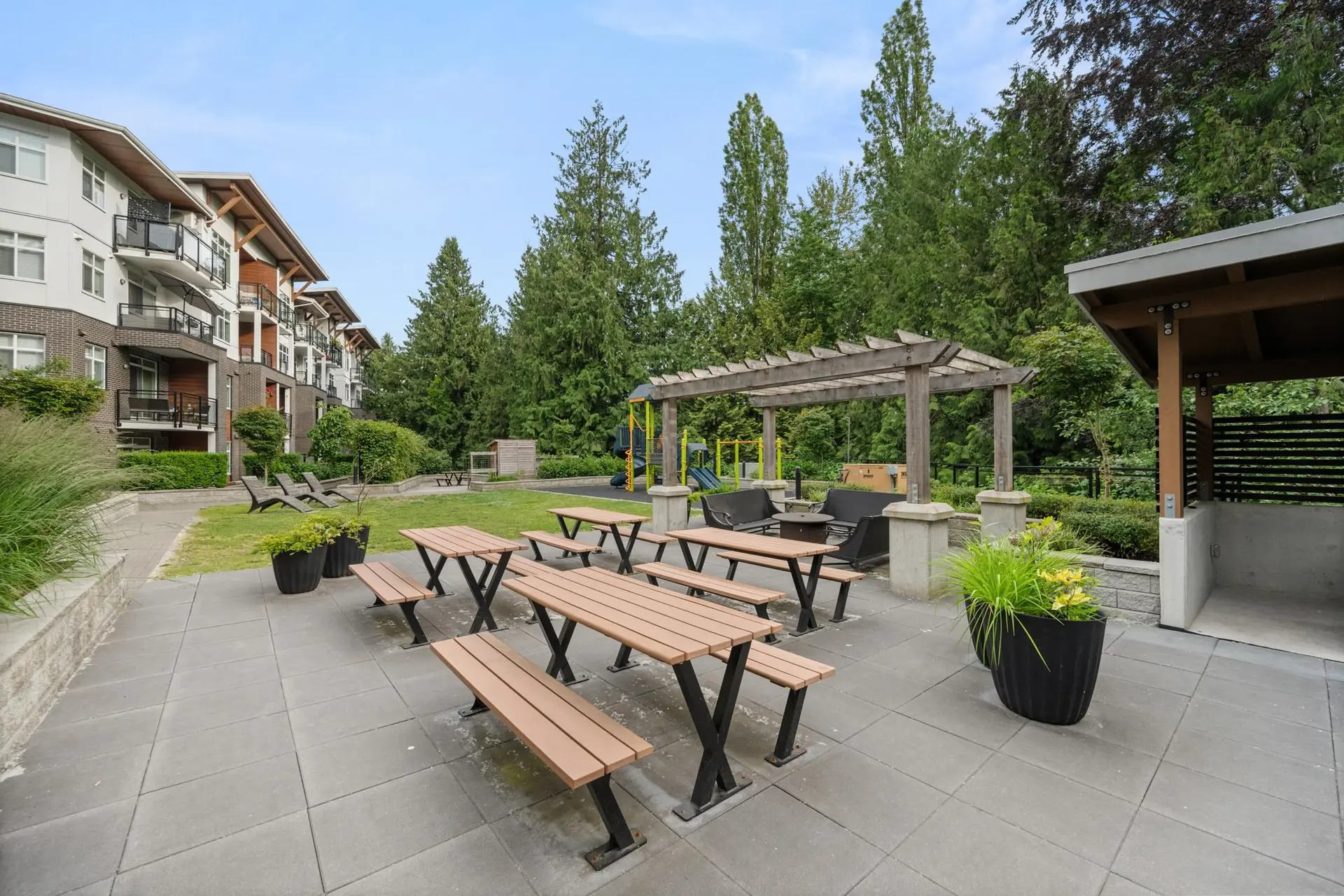 Property at #424 5415 BRYDON CRESCENT, Langley, BC