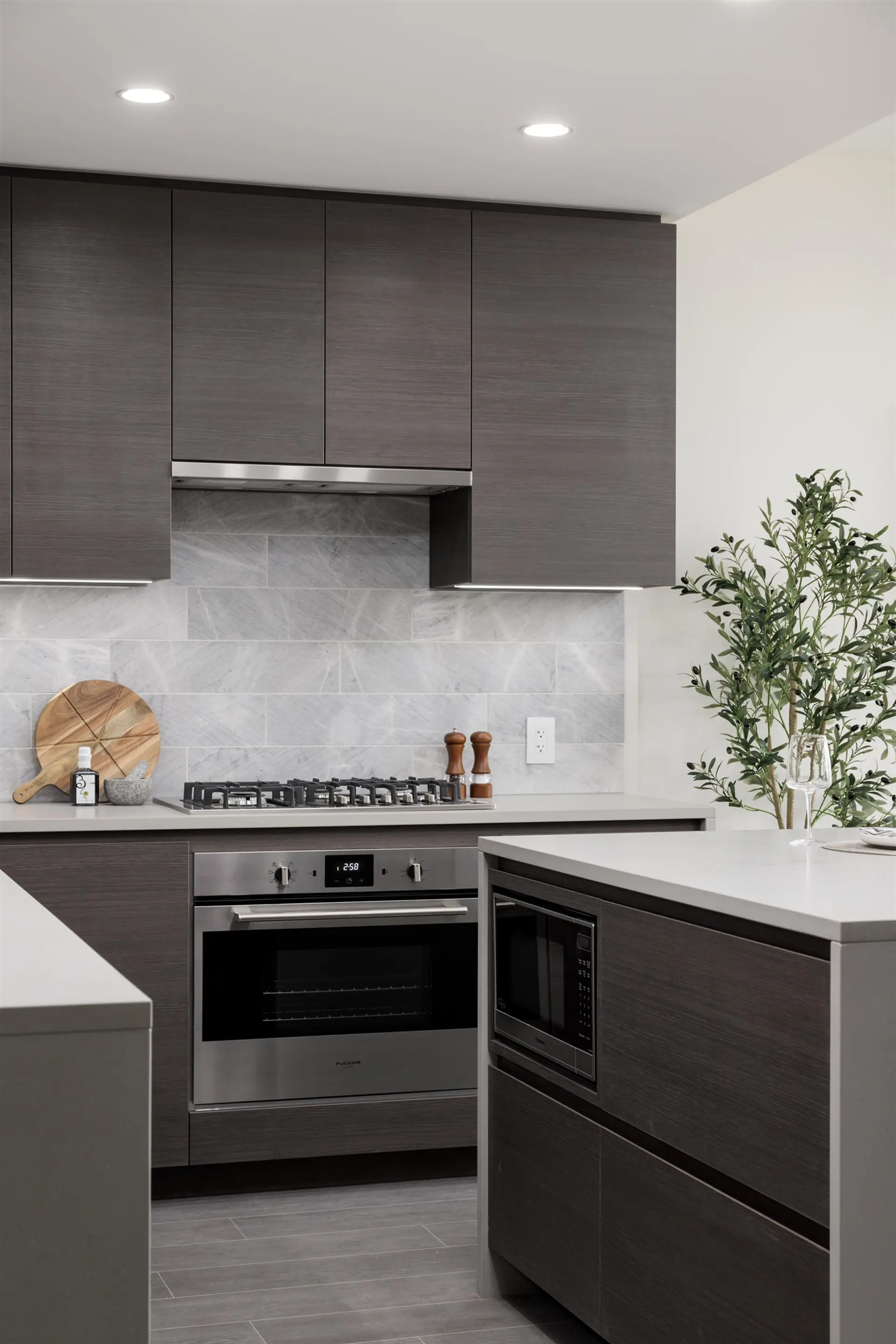 Property at #807 4168 LOUGHEED HIGHWAY, Burnaby, BC