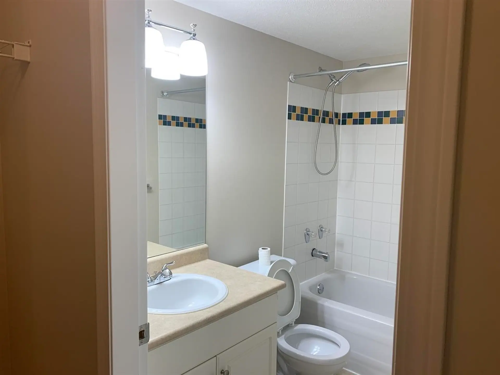 Property at #206 2350 WESTERLY STREET, Abbotsford, BC