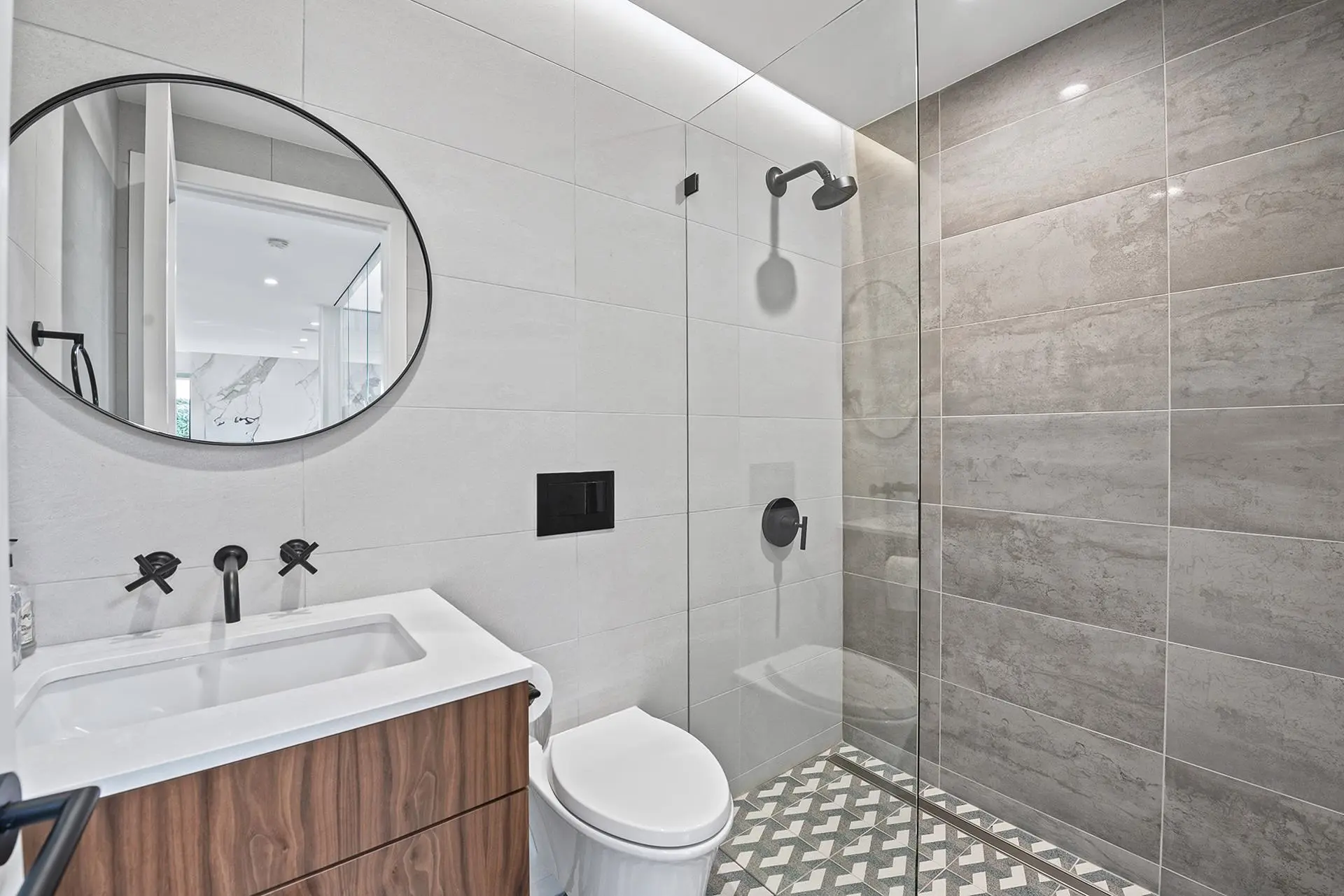 Property at 4275 CHELSEA CRESCENT, North Vancouver, BC