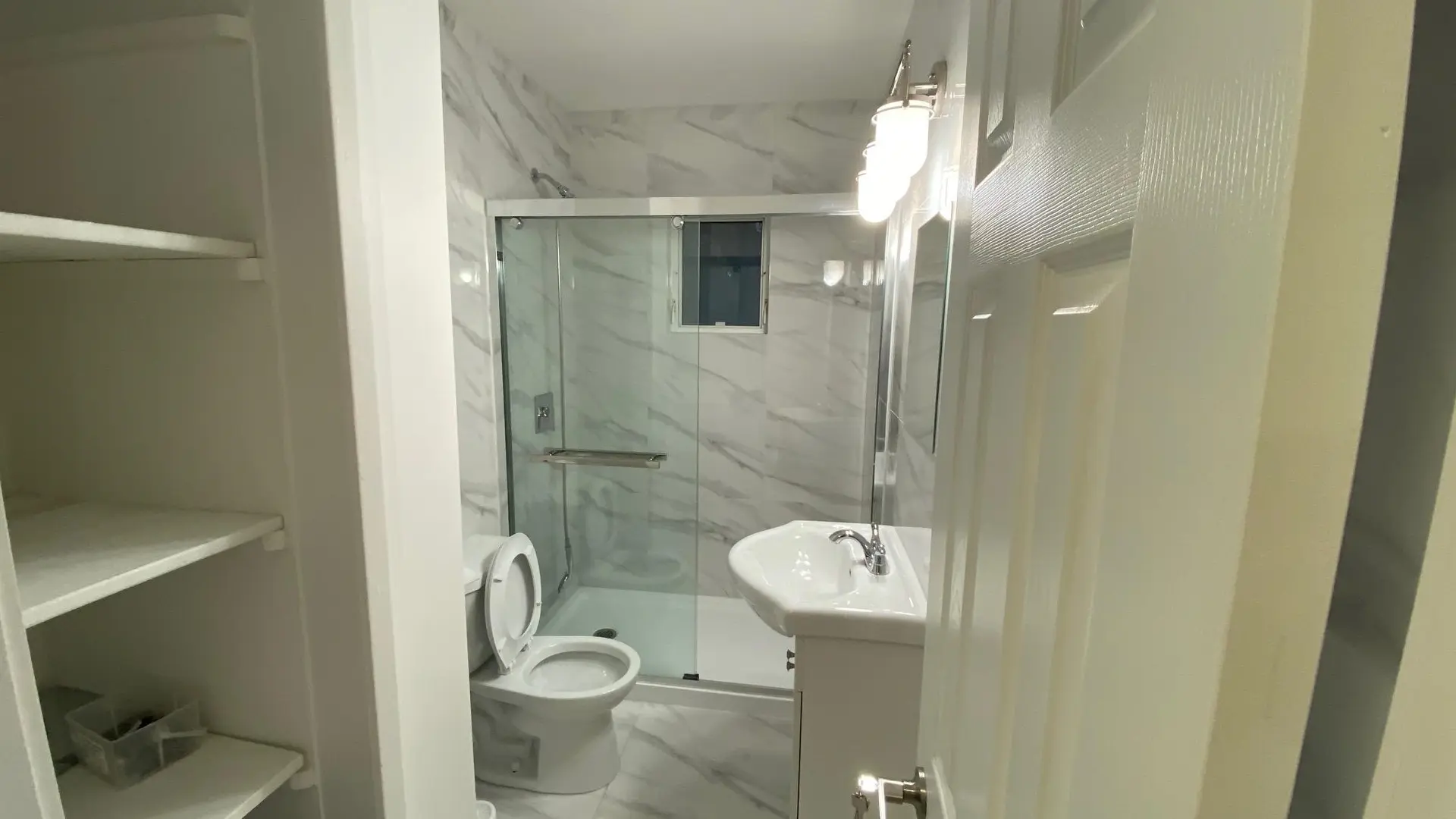 Property at 525 SIXTEENTH STREET, New Westminster, BC