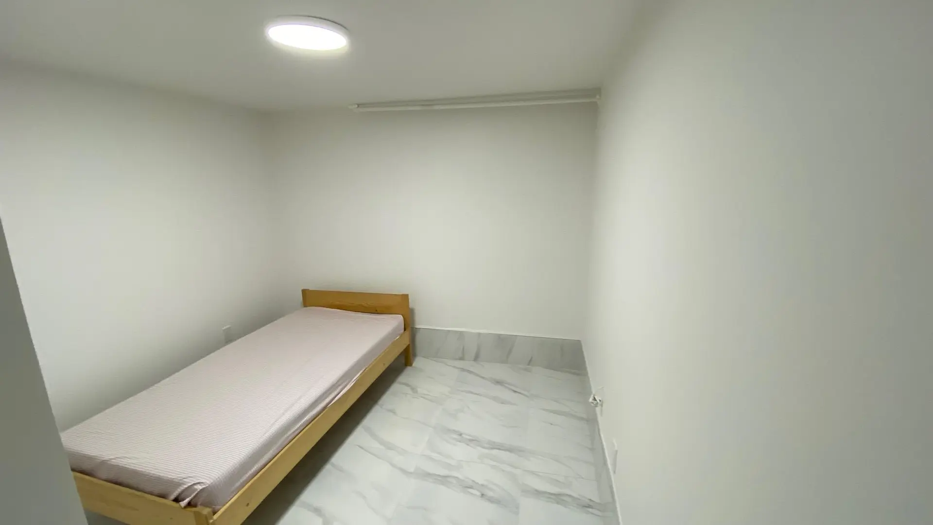 Property at 525 SIXTEENTH STREET, New Westminster, BC