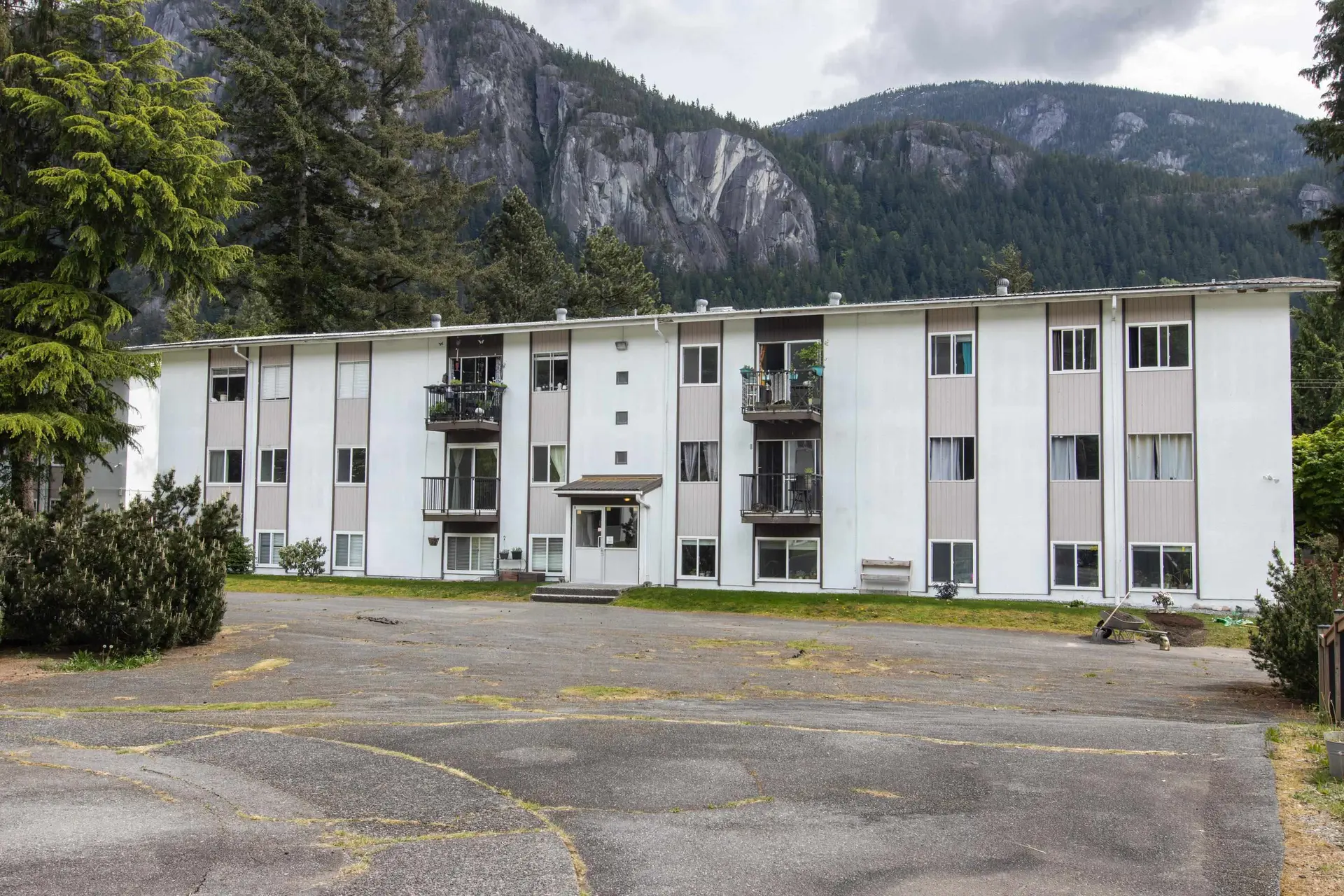 Property at #25 38175 WESTWAY AVENUE, Squamish, BC