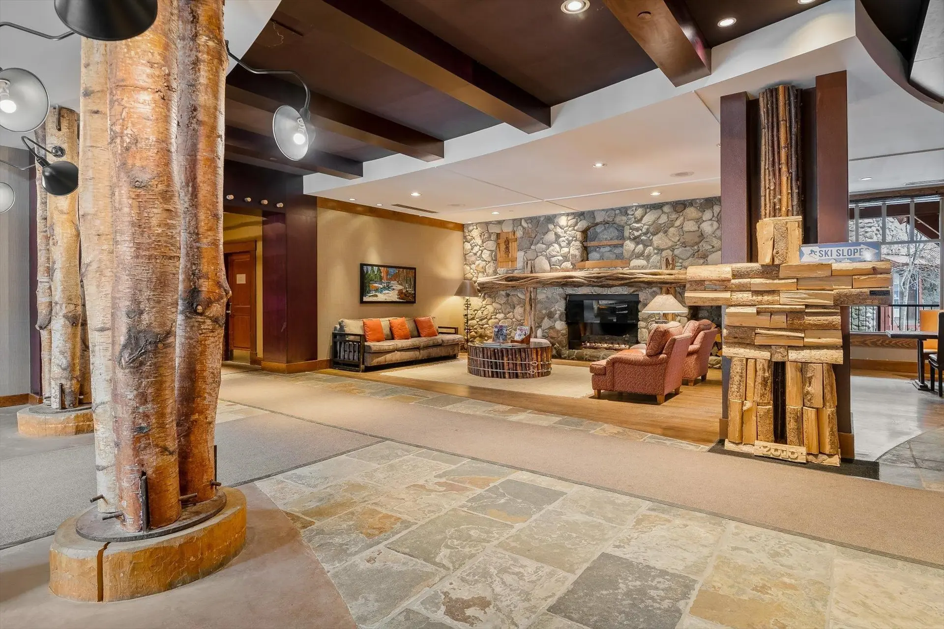 #401A 2036 London Lane - Image 9