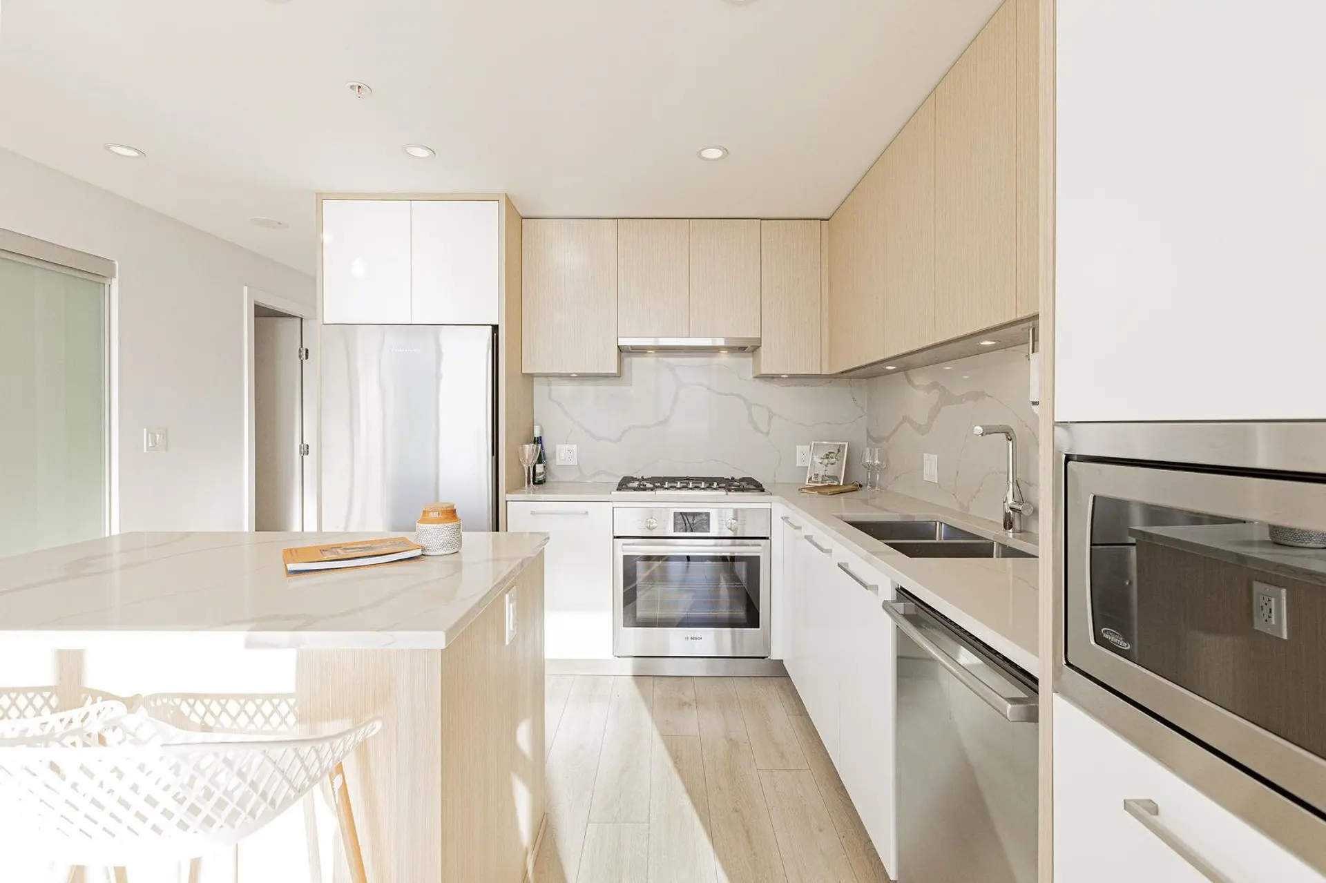 #3907 567 Clarke Road - Image 7