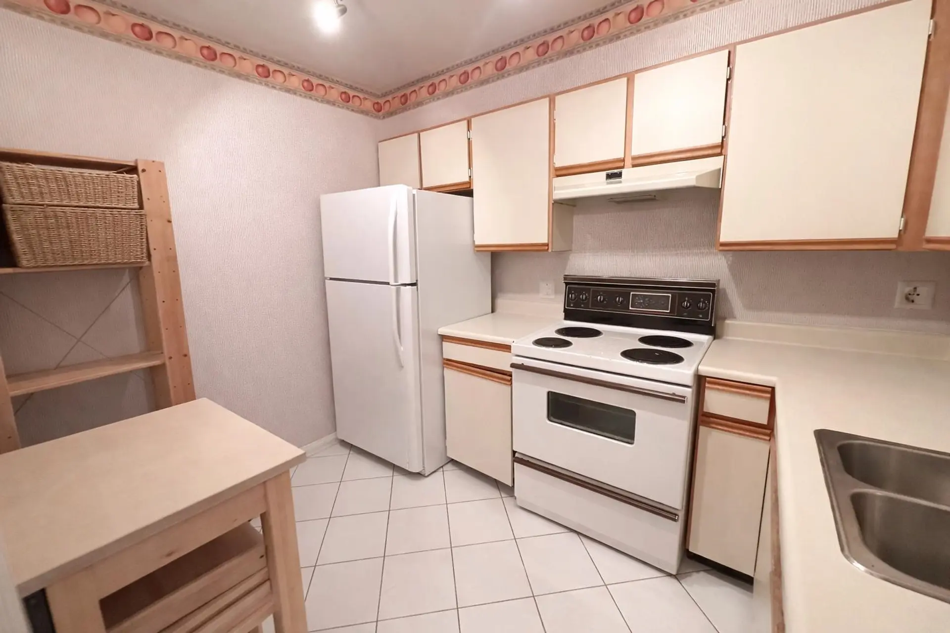 #316 555 W 14th Avenue - Image 6