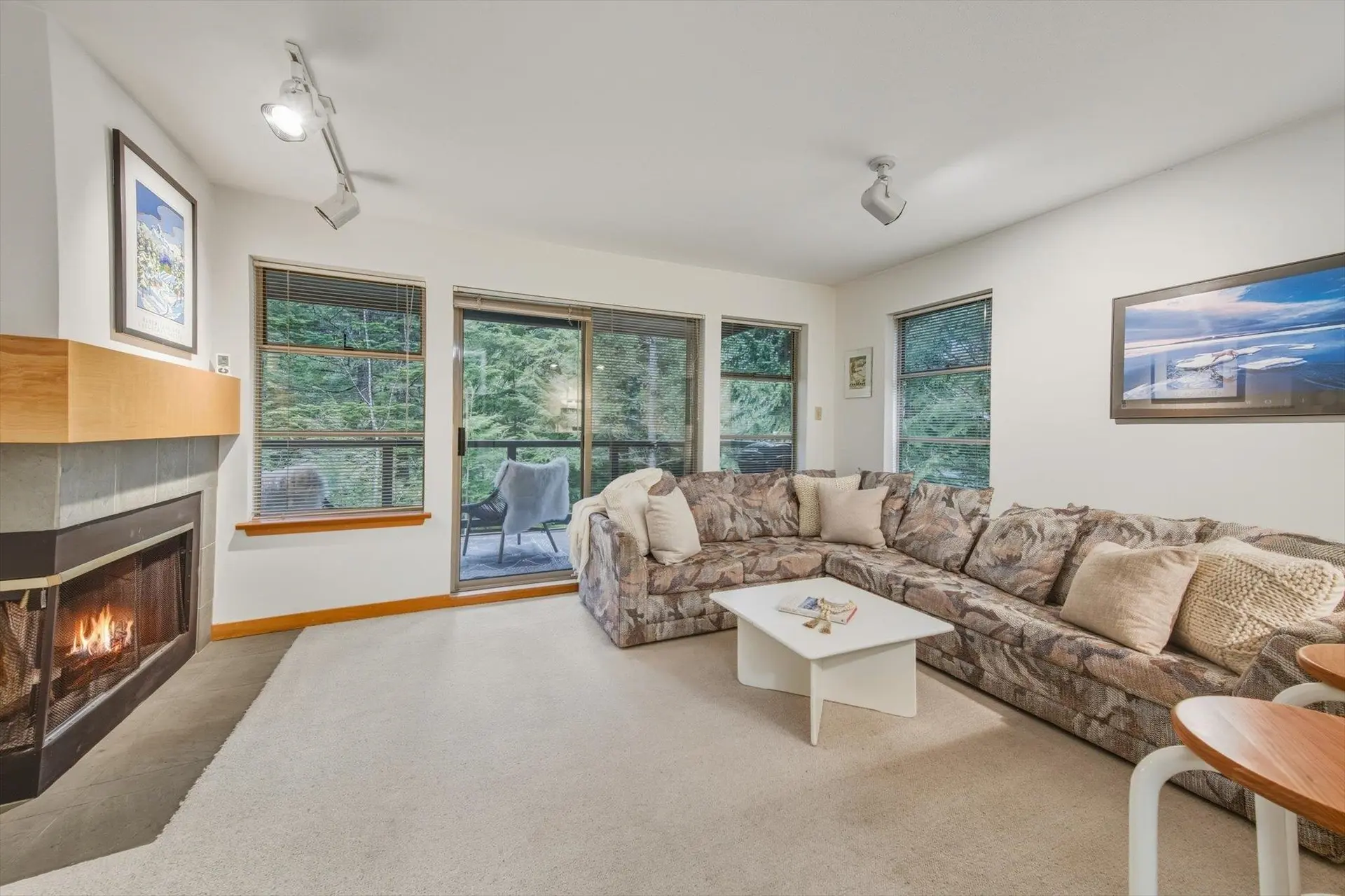 #1102 3050 Hillcrest Drive - Image 5