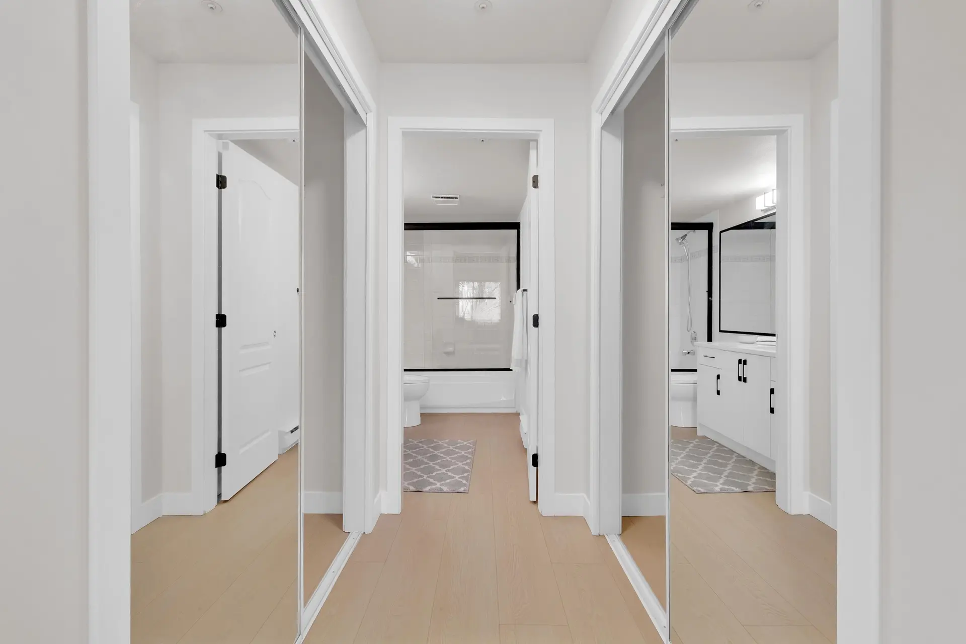 #310 20443 53 Avenue - Image 9