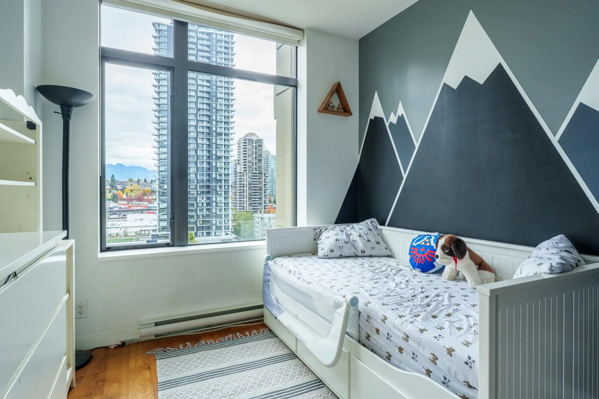 #1504 2355 Madison Avenue - Image 14
