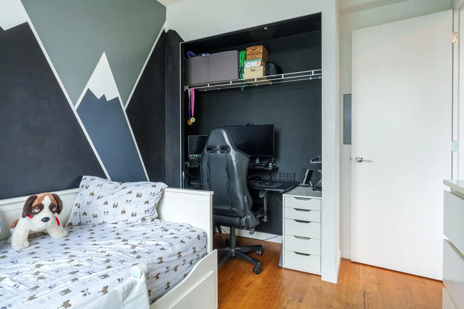 #1504 2355 Madison Avenue - Image 15