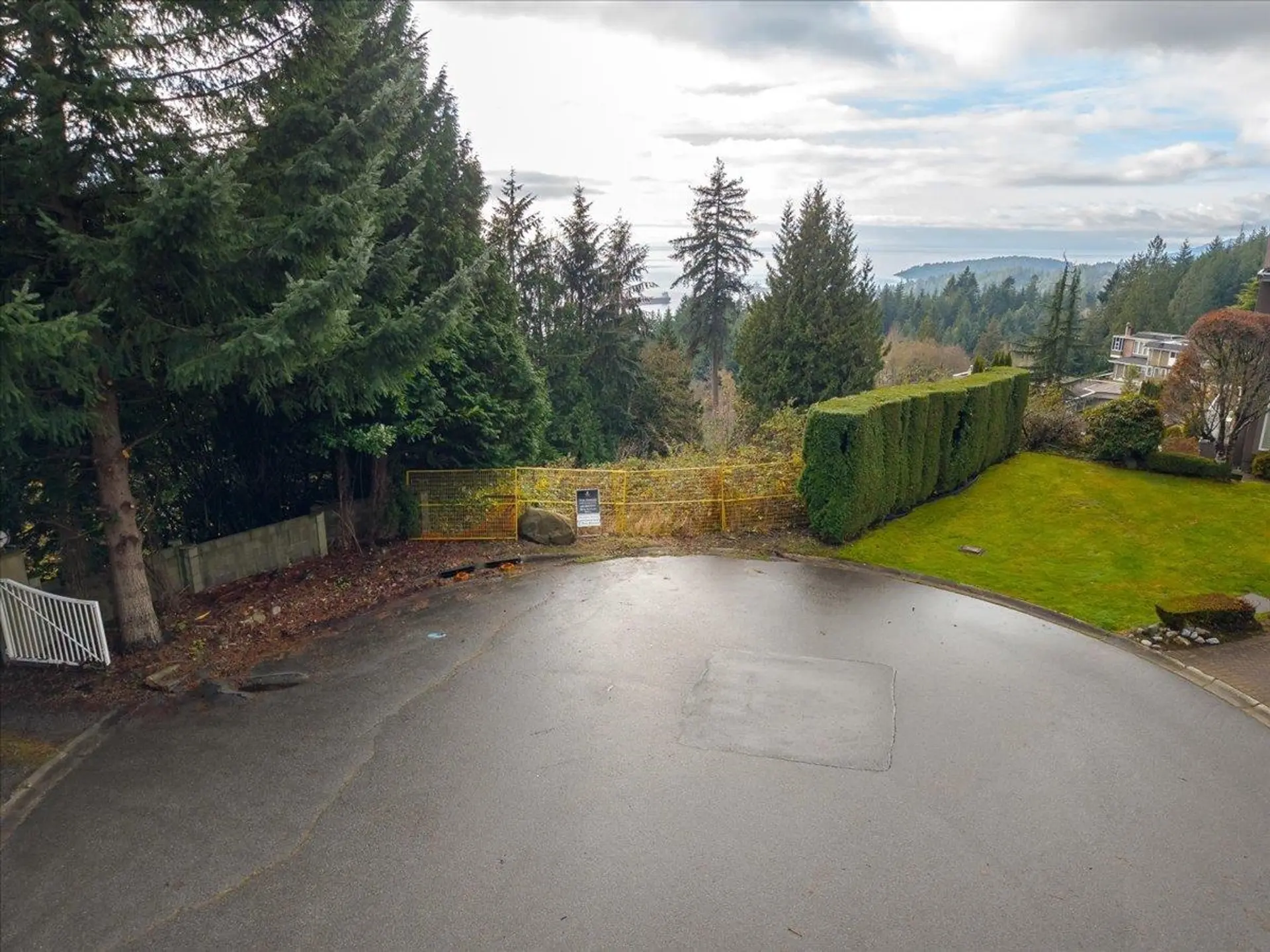 Property at 2320 CHAIRLIFT CLOSE, West Vancouver, BC
