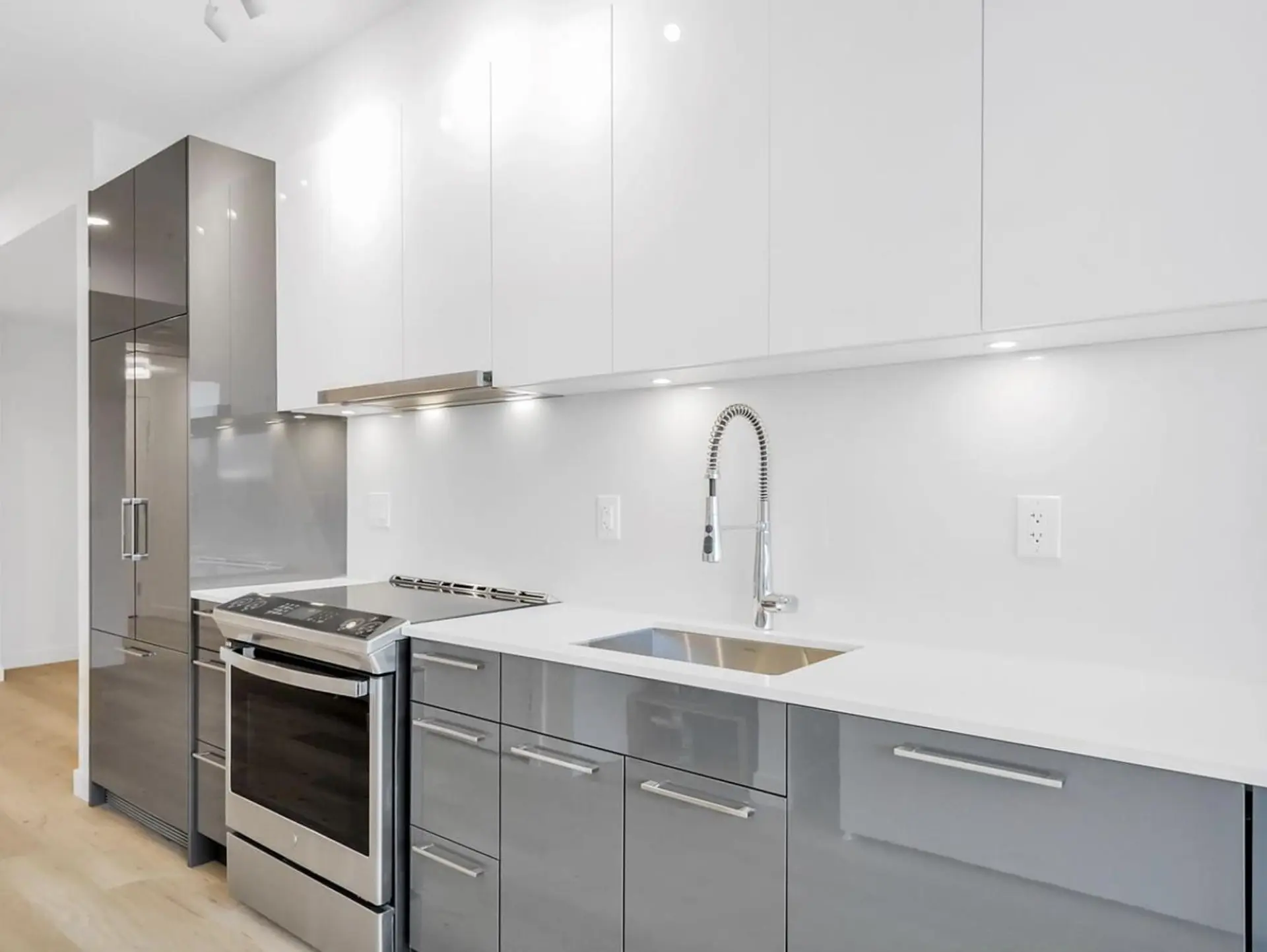 Property at #302 2446 SHAUGHNESSY STREET, Coquitlam, BC