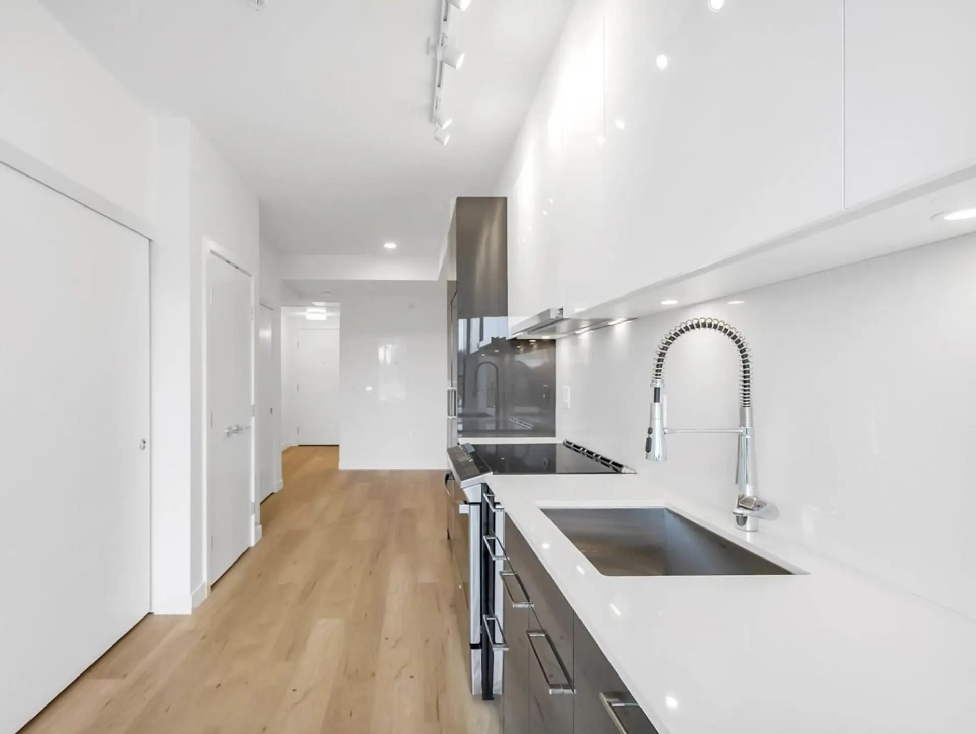 Property at #302 2446 SHAUGHNESSY STREET, Coquitlam, BC