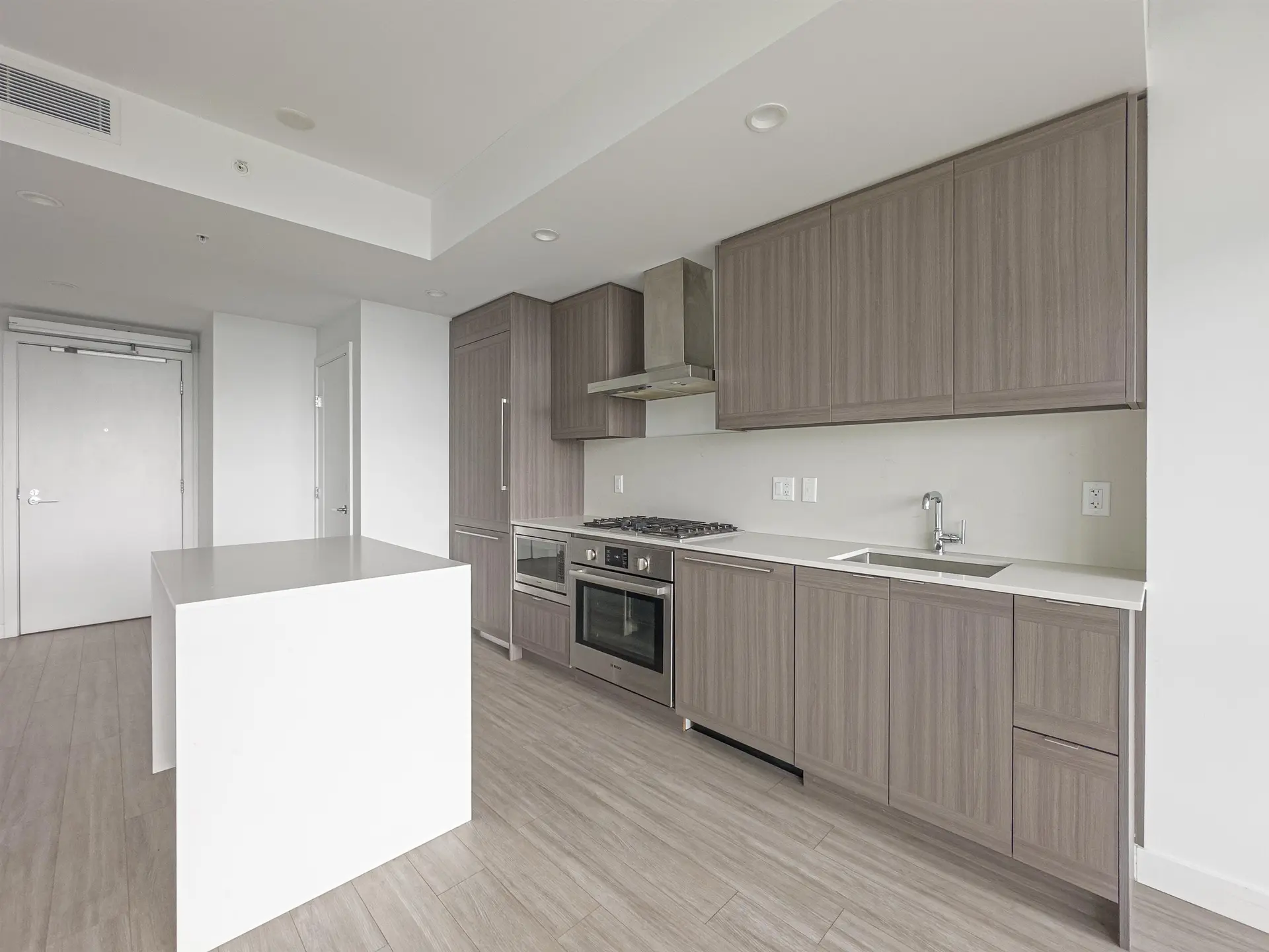 #2403 2351 Beta Avenue - Image 11