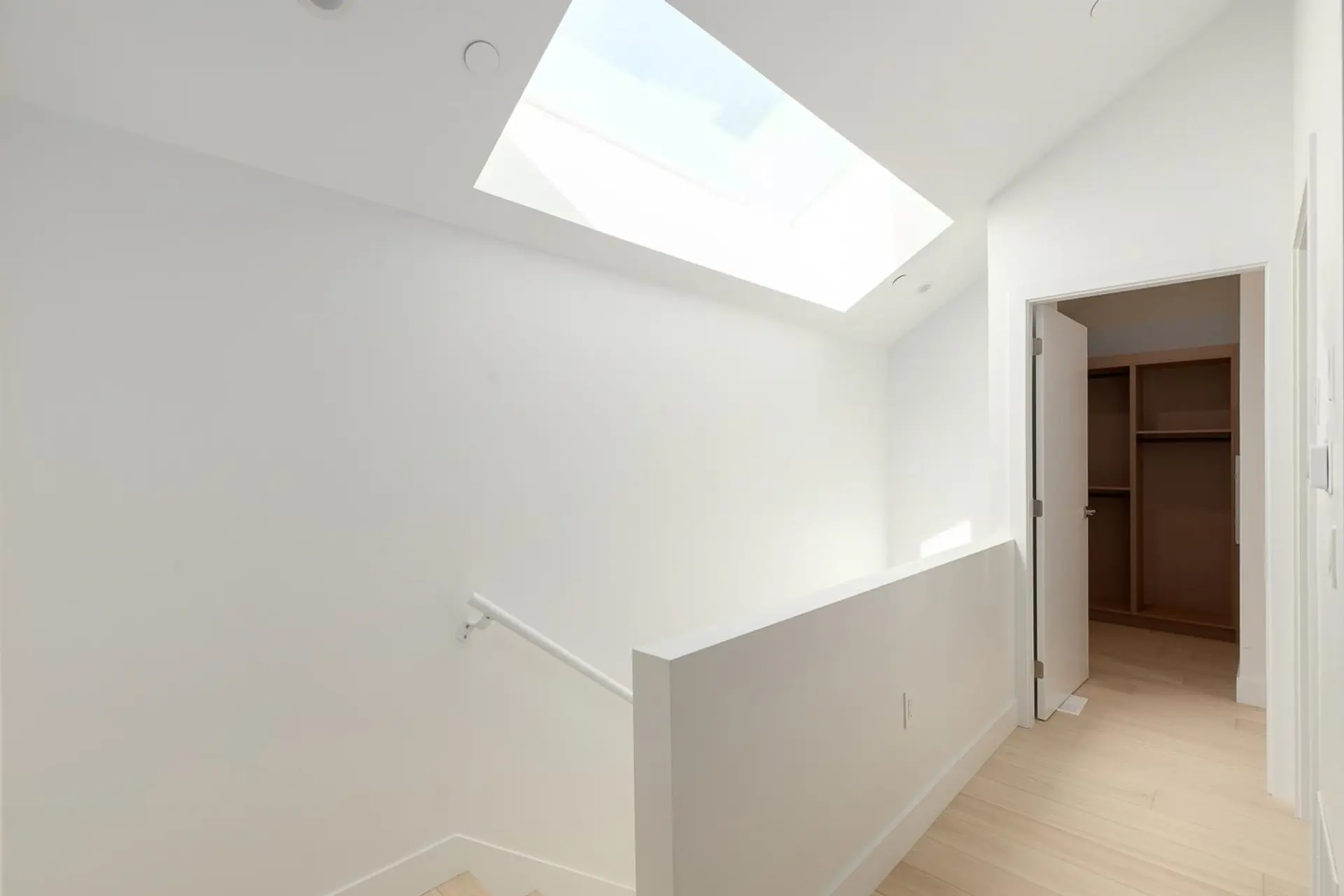 22 W 14th Avenue - Image 8