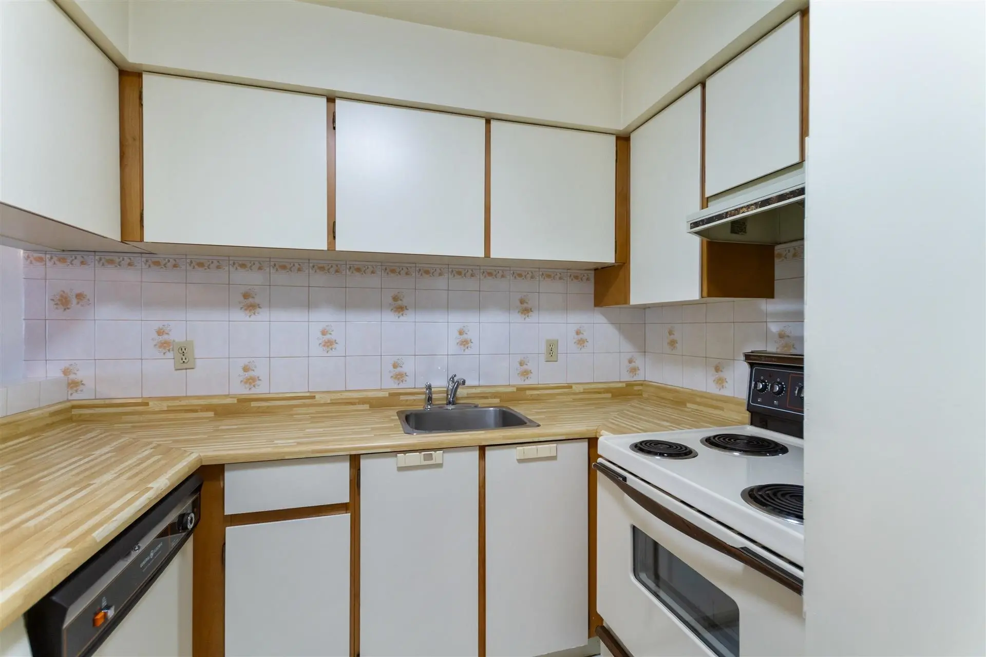 Property at #219 8460 ACKROYD ROAD, Richmond, BC