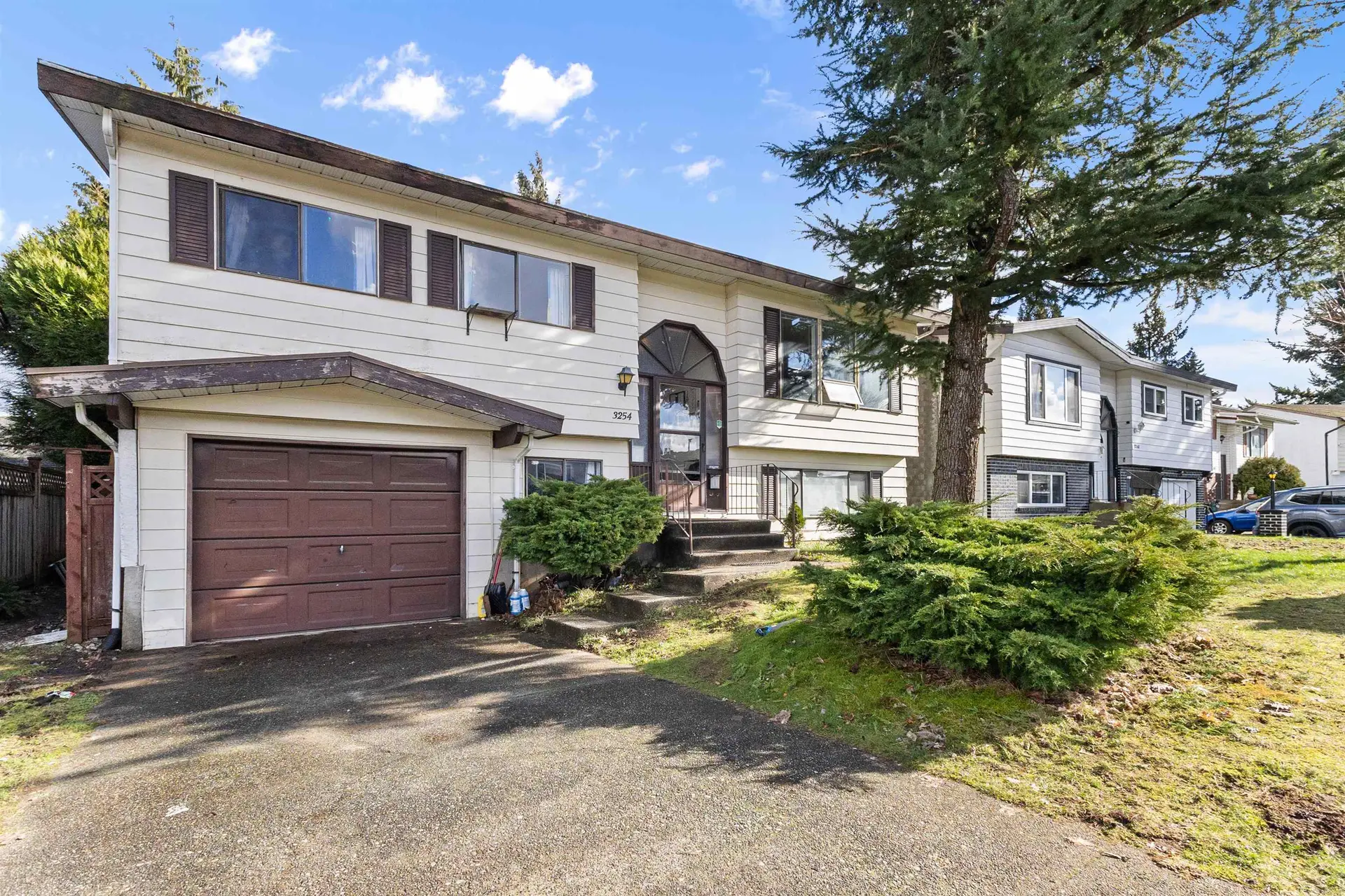 Property at 3254 Astoria Crescent, Abbotsford, BC