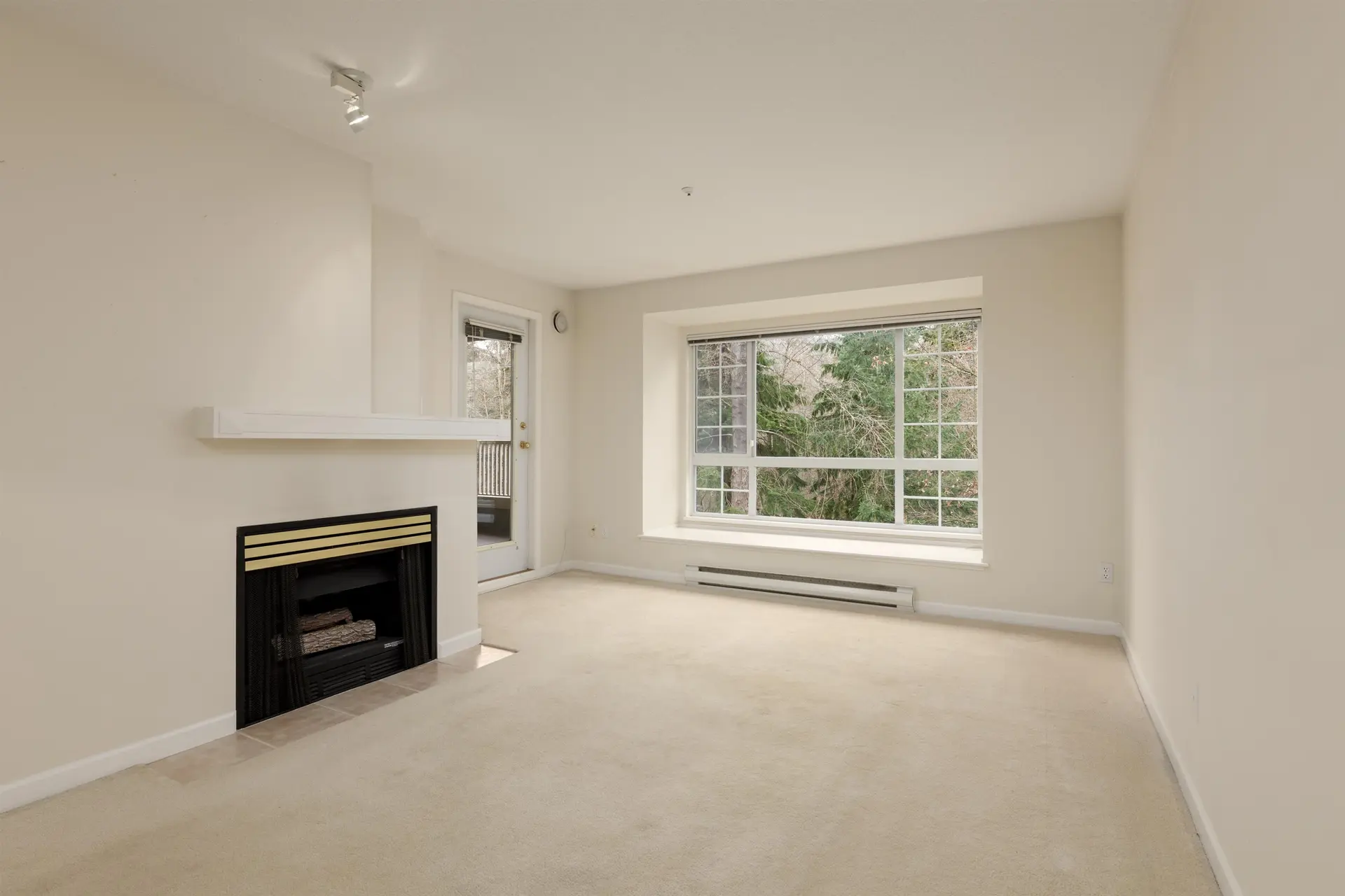 Property at #302 1242 TOWN CENTRE BOULEVARD, Coquitlam, BC