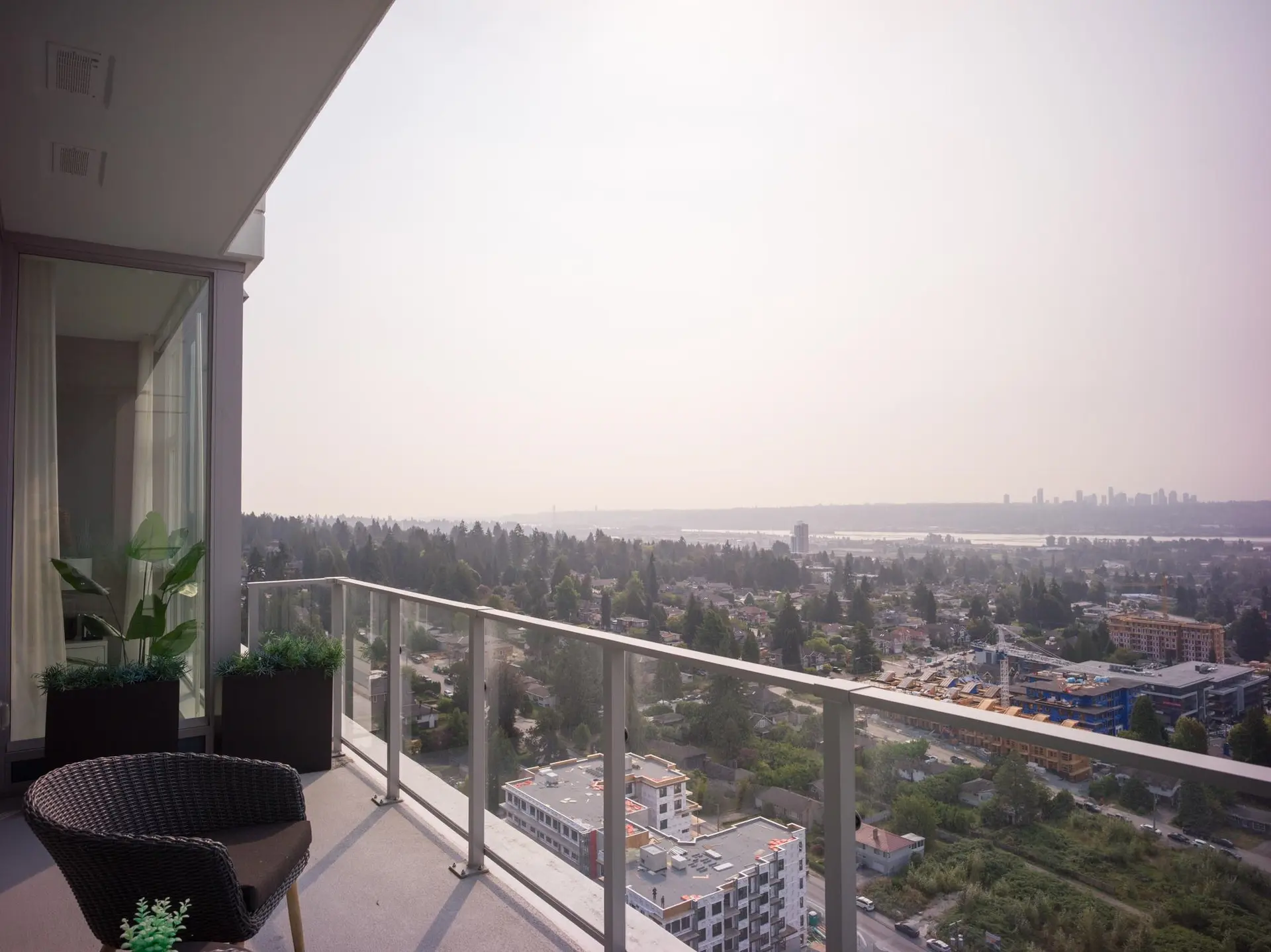 #2505 555 Sydney Avenue - Image 13