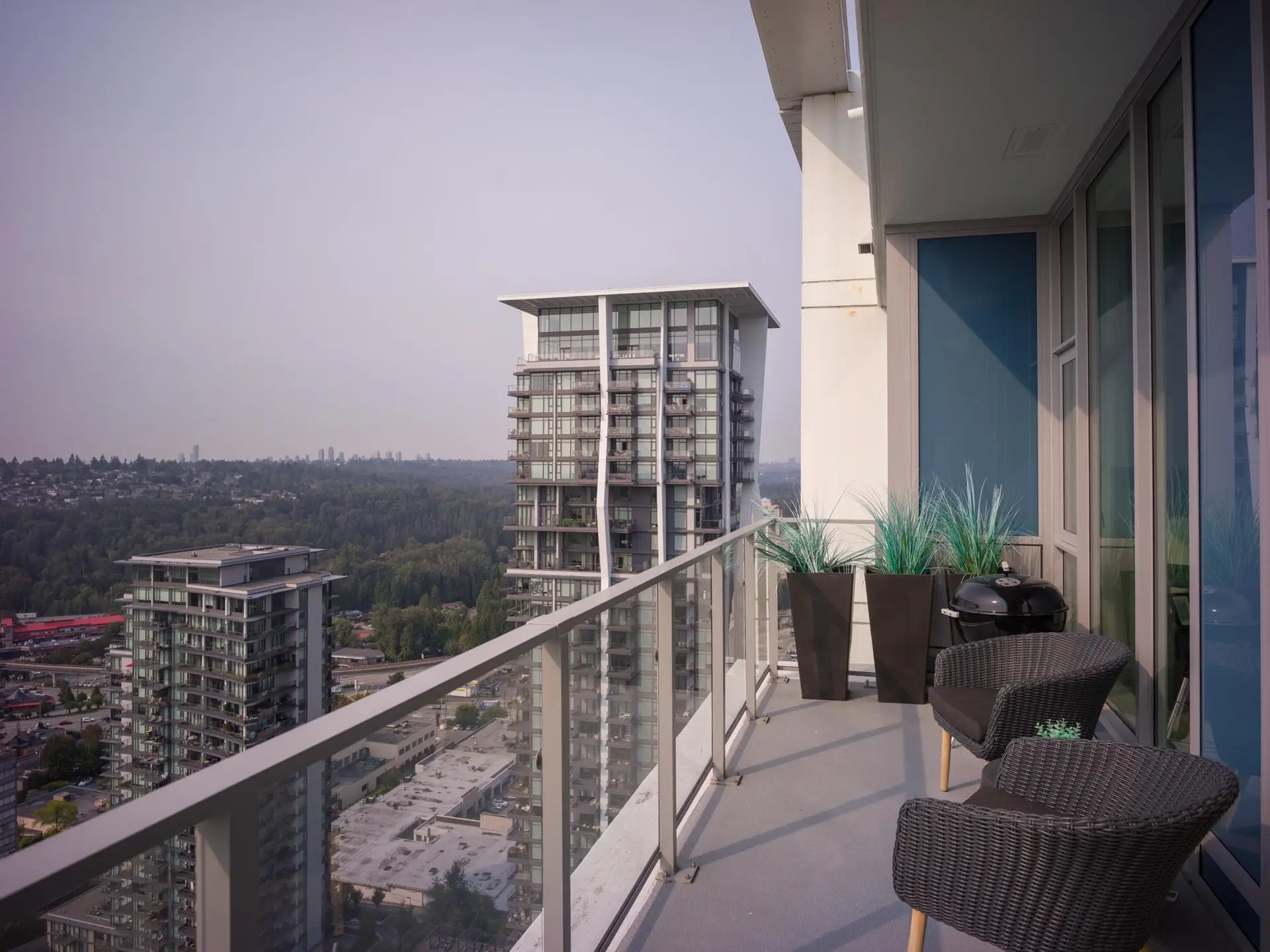 #2505 555 Sydney Avenue - Image 12
