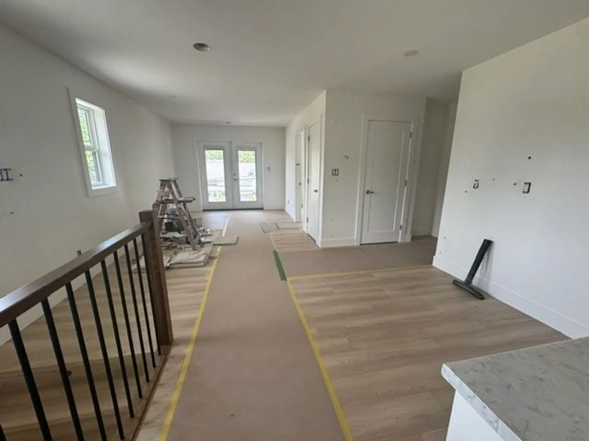 396 Eagle Street - Image 13
