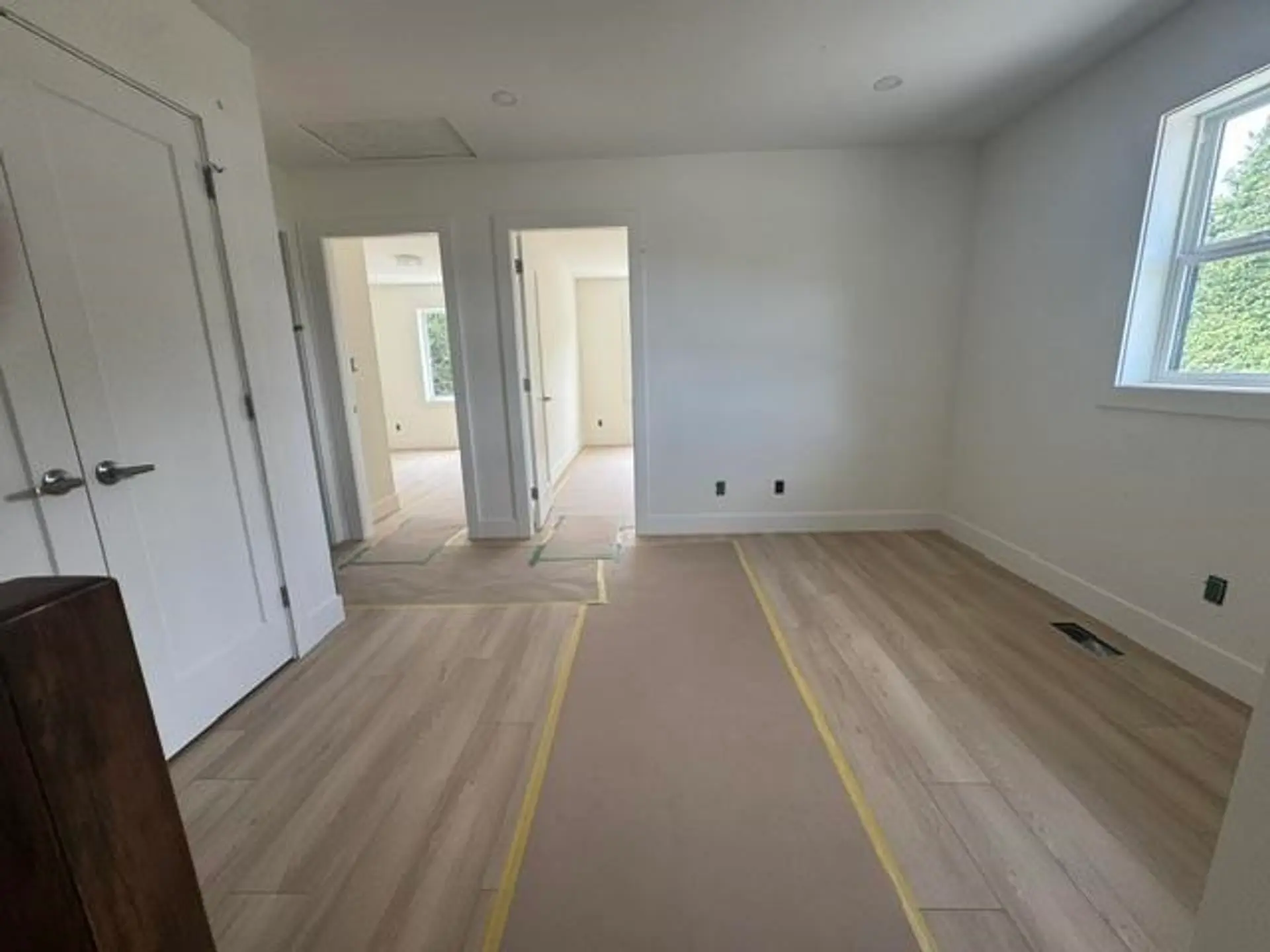 396 Eagle Street - Image 12