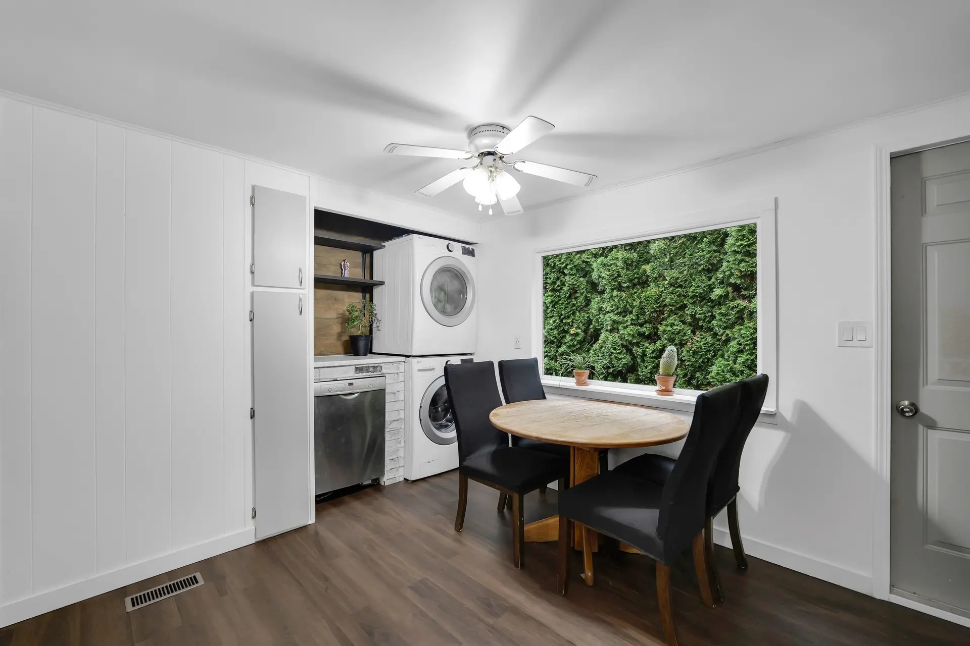 Property at #8 39884 GOVERNMENT ROAD, Squamish, BC