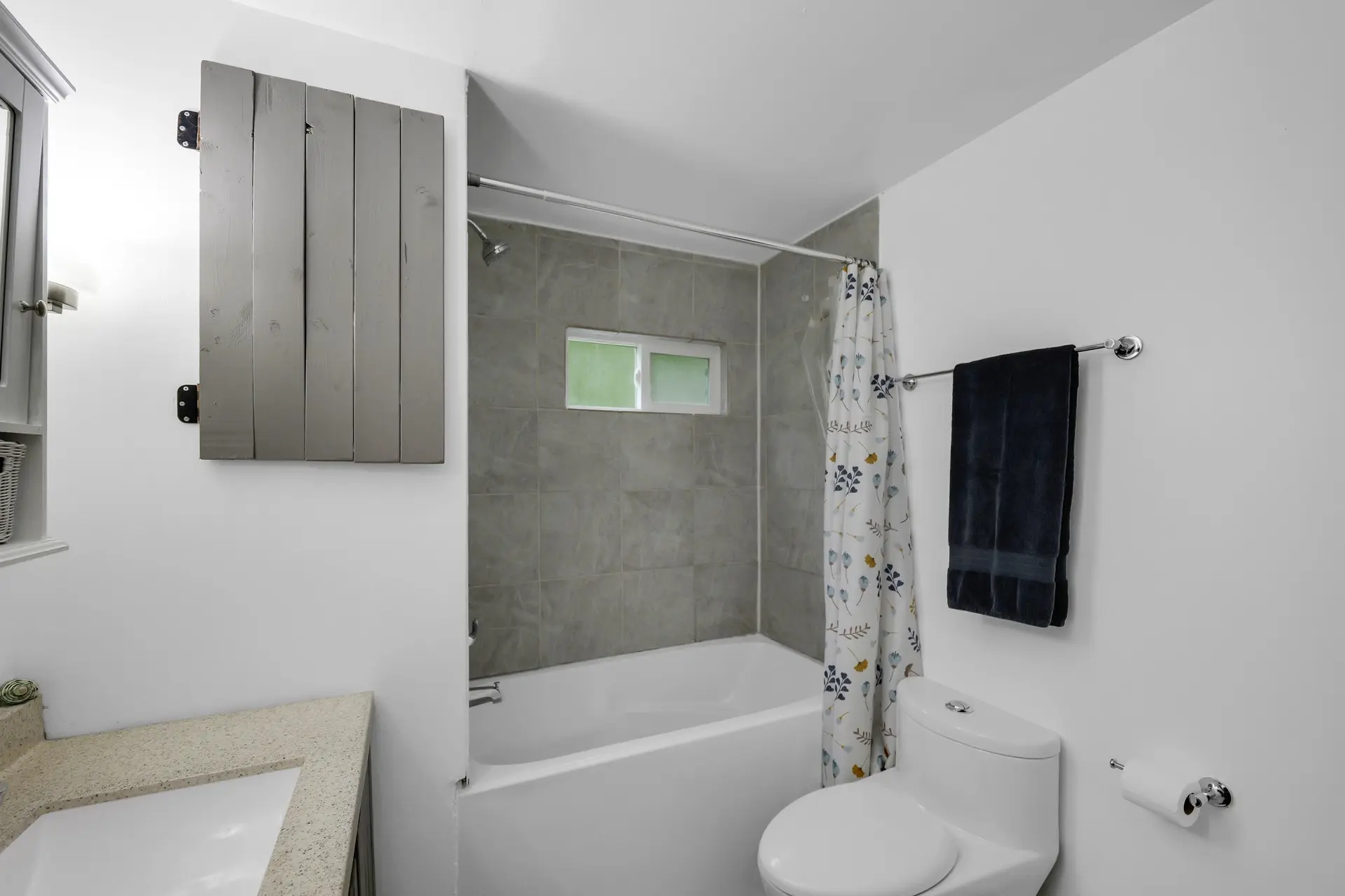 Property at #8 39884 GOVERNMENT ROAD, Squamish, BC