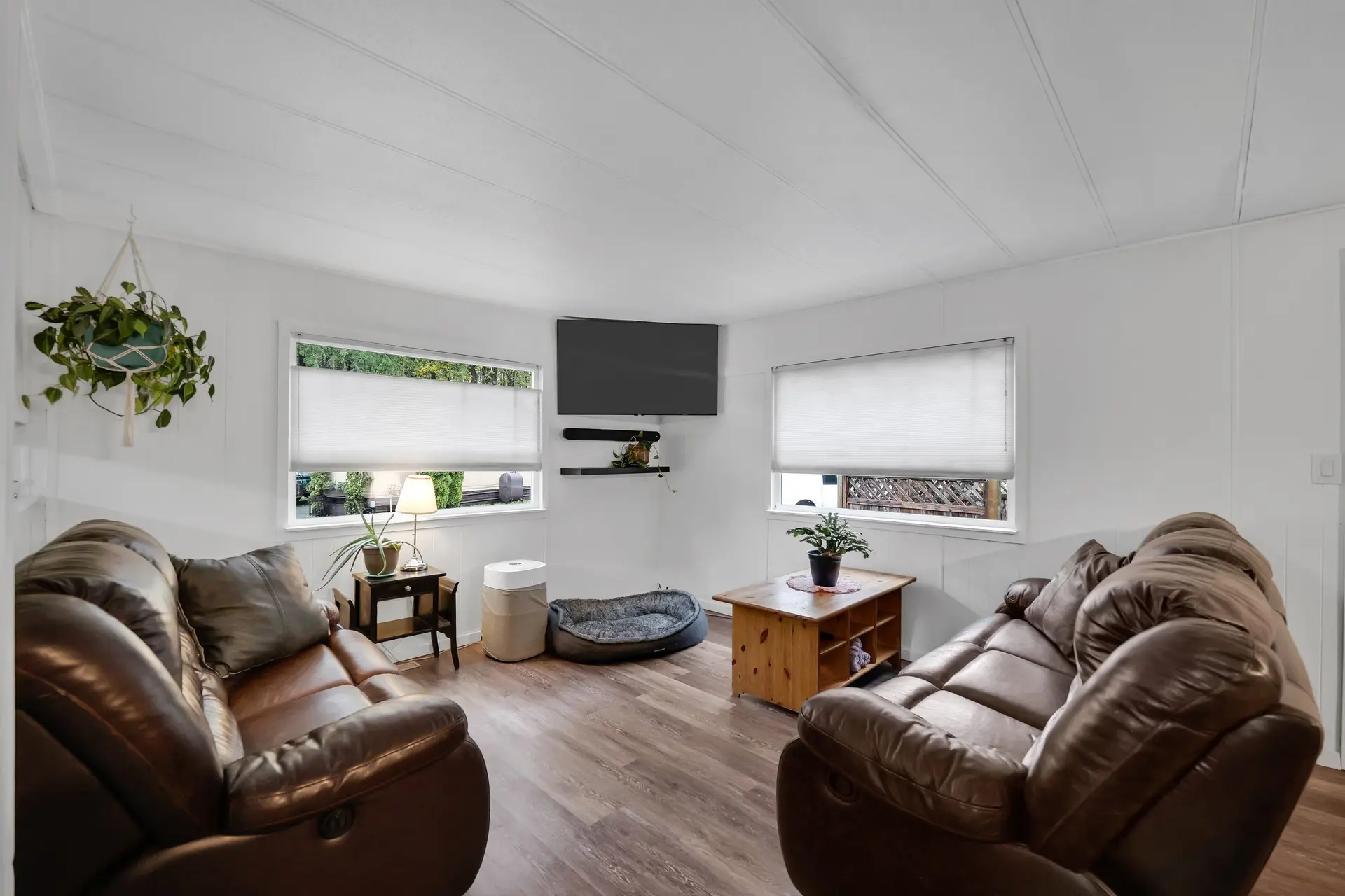 Property at #8 39884 GOVERNMENT ROAD, Squamish, BC