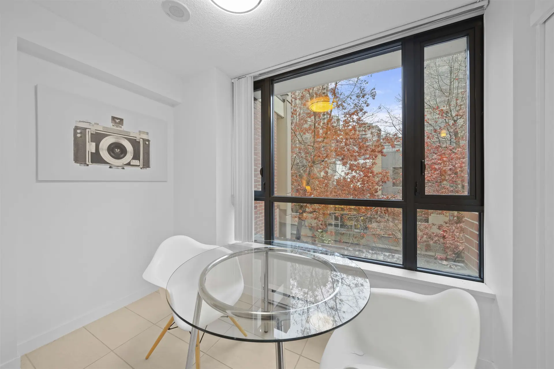 #305 977 Mainland Street - Image 8