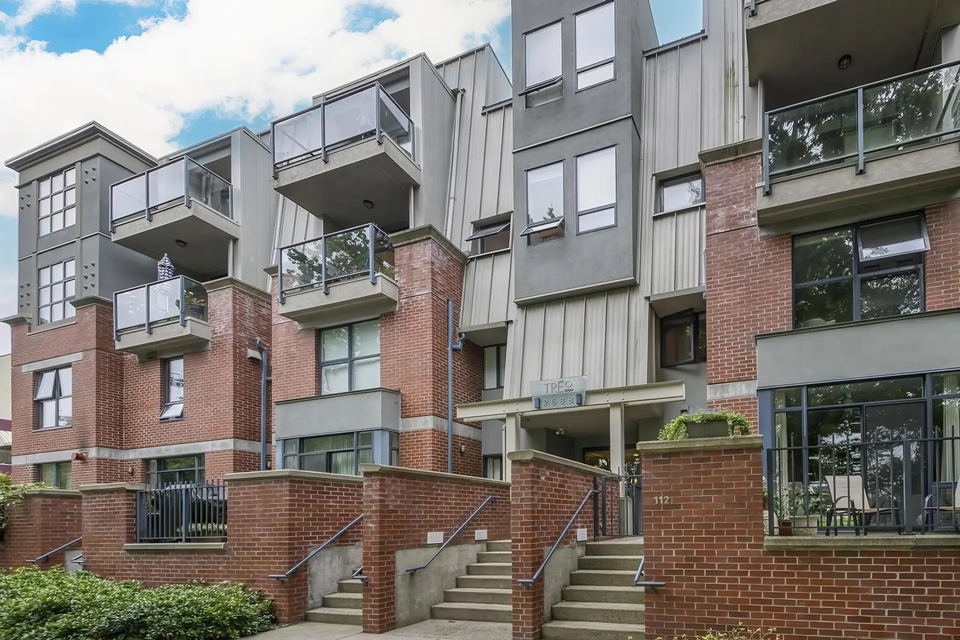 #405 2688 Vine Street - Image 19