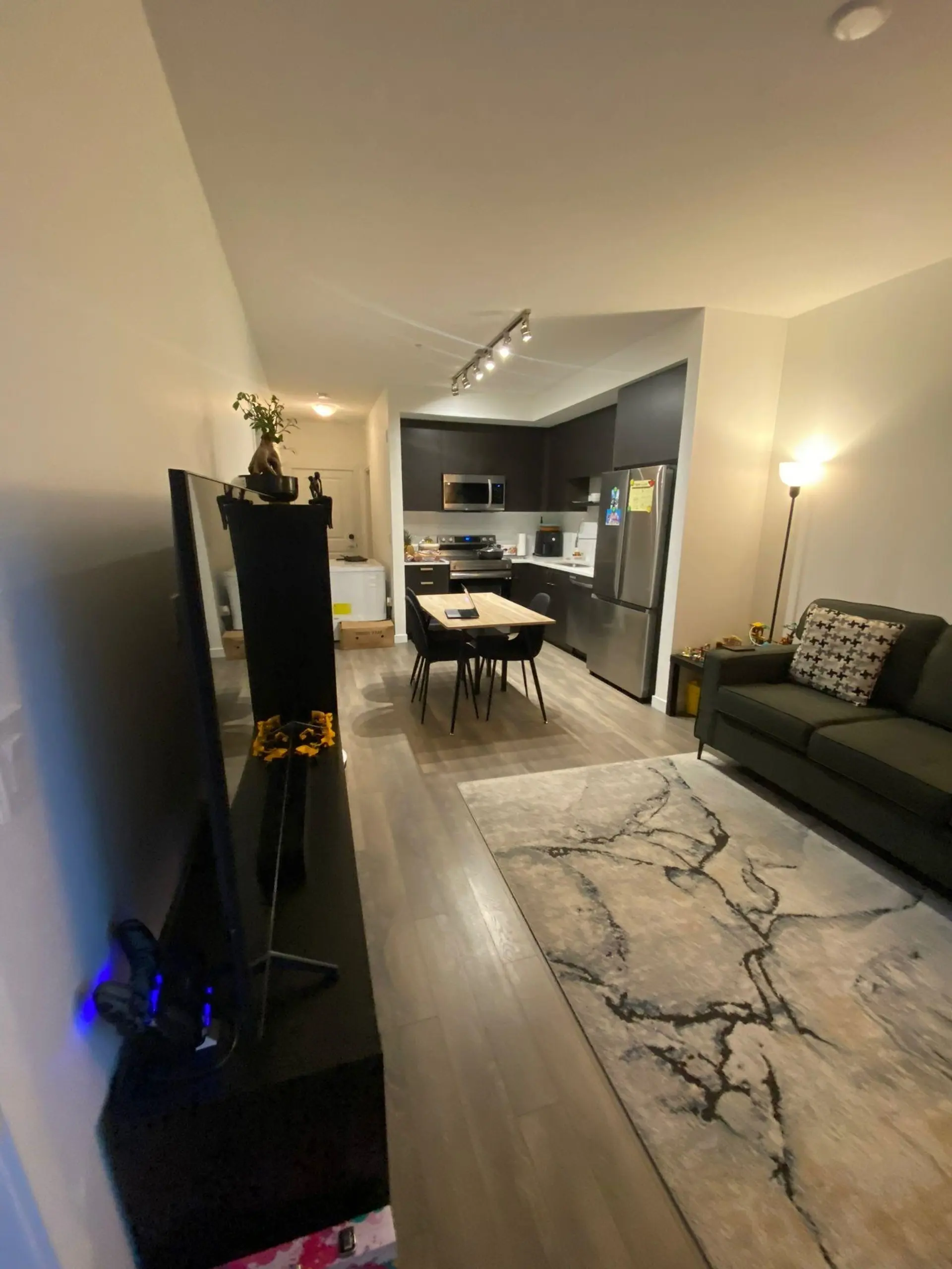 Property at #202 15848 FRASER HIGHWAY, Surrey, BC