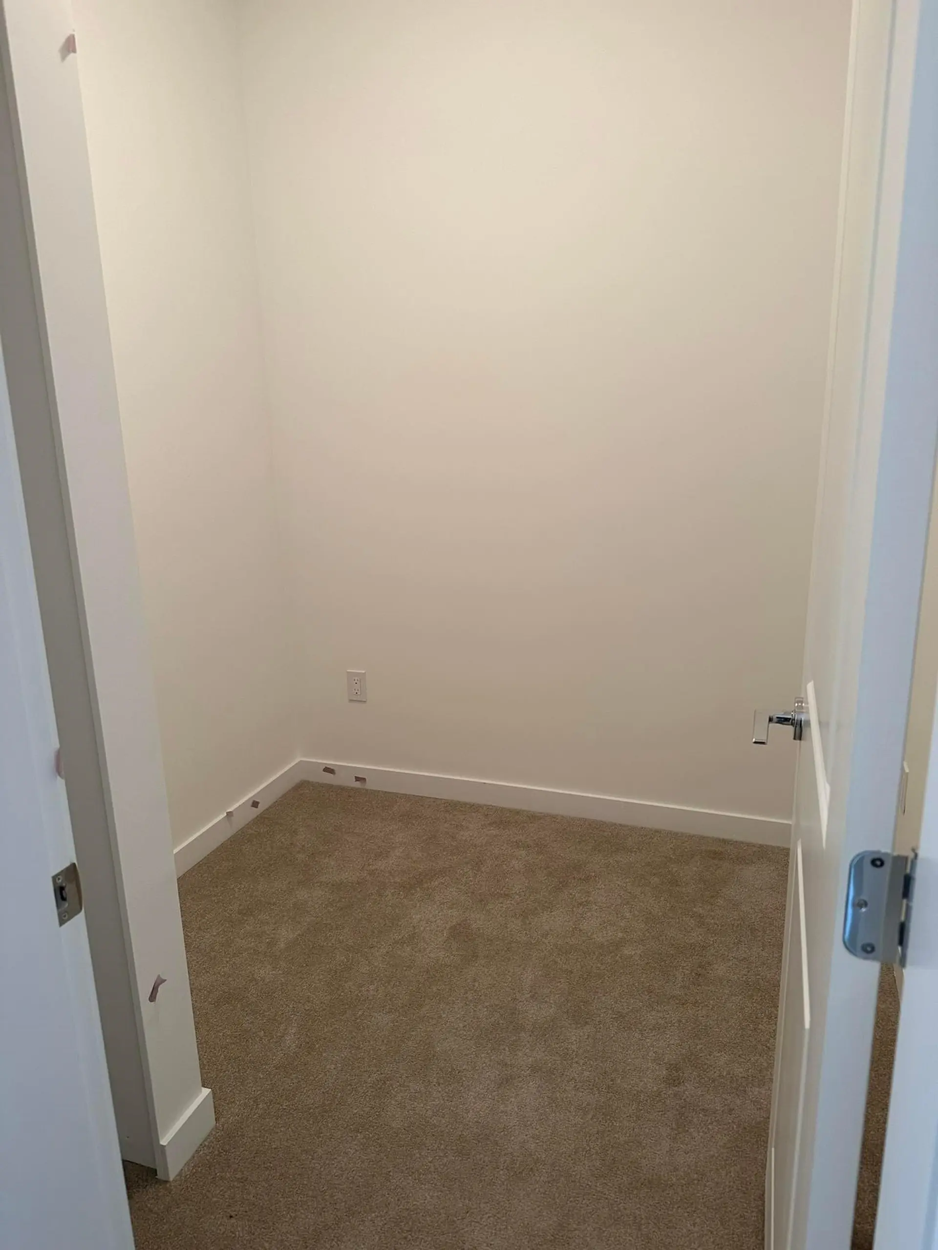 Property at #202 15848 FRASER HIGHWAY, Surrey, BC