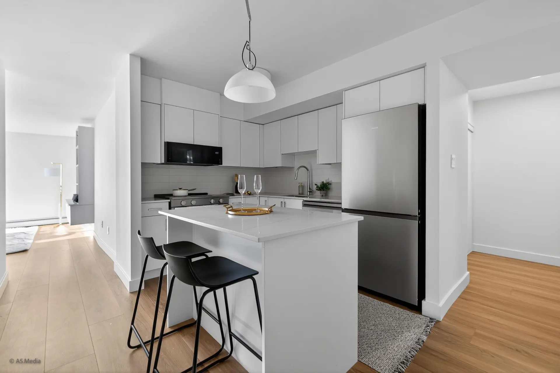 #2206 3771 Bartlett Court - Image 4