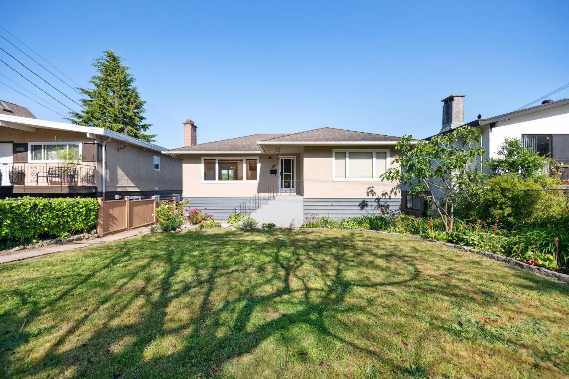 Property at 4262 Dumfries Street, Vancouver, BC