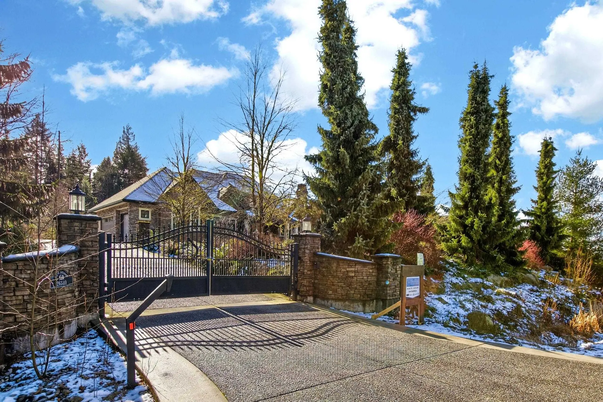 Property at 26540 124 Avenue, Maple Ridge, BC