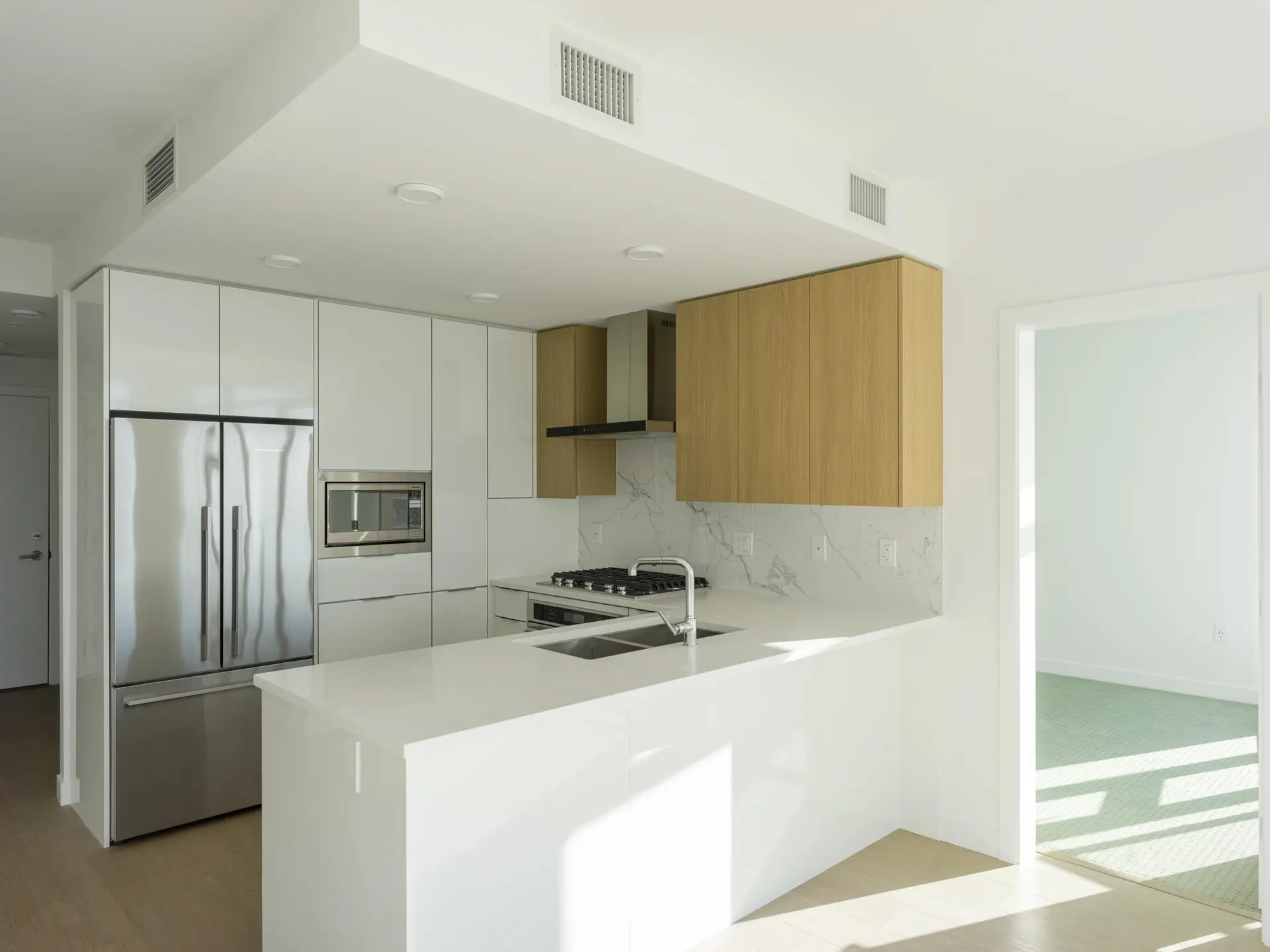 Property at #2103 7769 PARK CRESCENT, Burnaby, BC