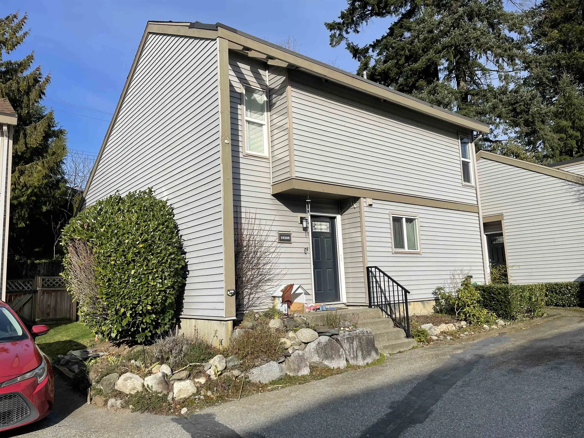 Property at 19205 FAIRWAY DRIVE, Surrey, BC