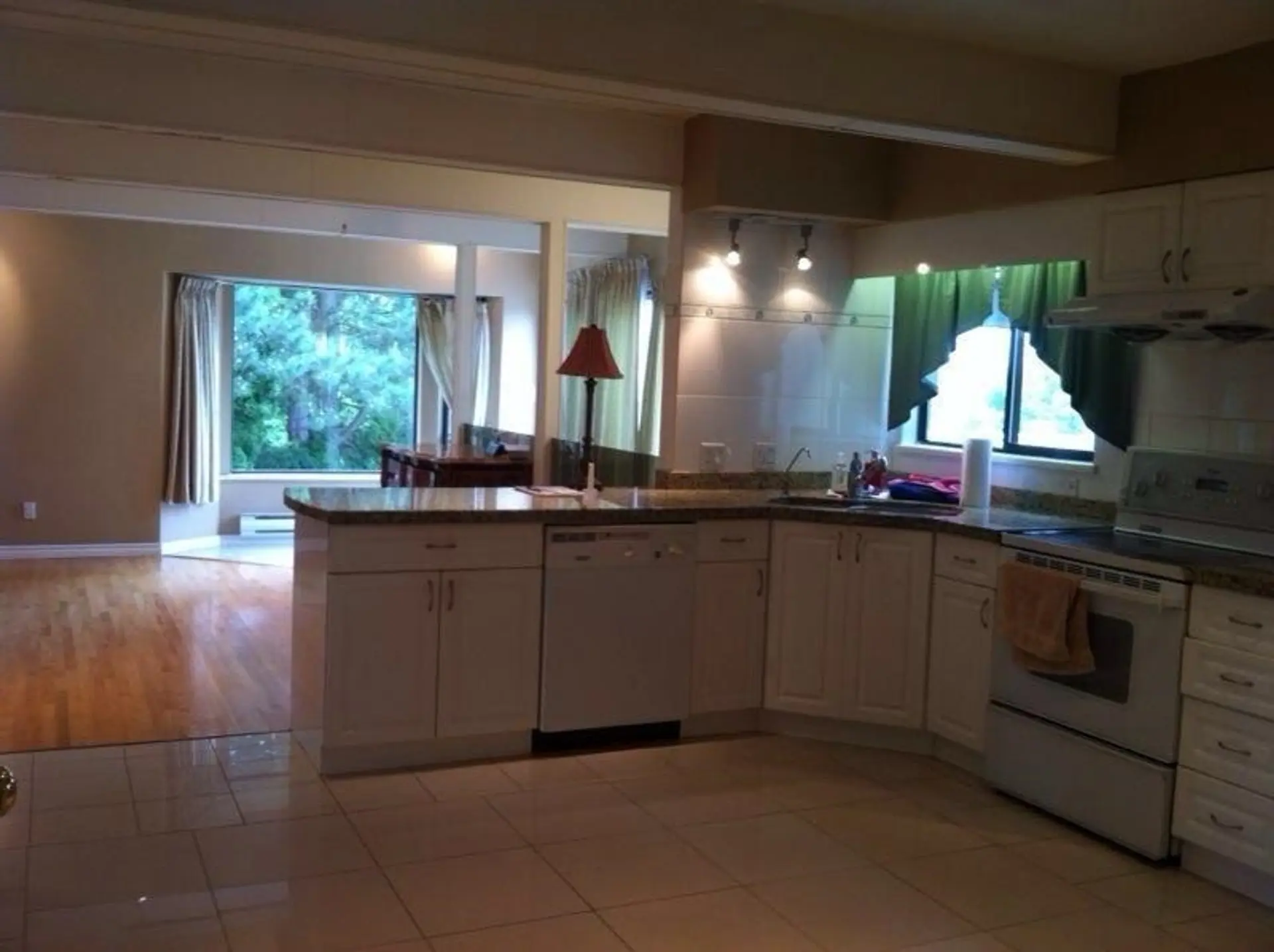 Property at 6948 BROADWAY, Burnaby, BC