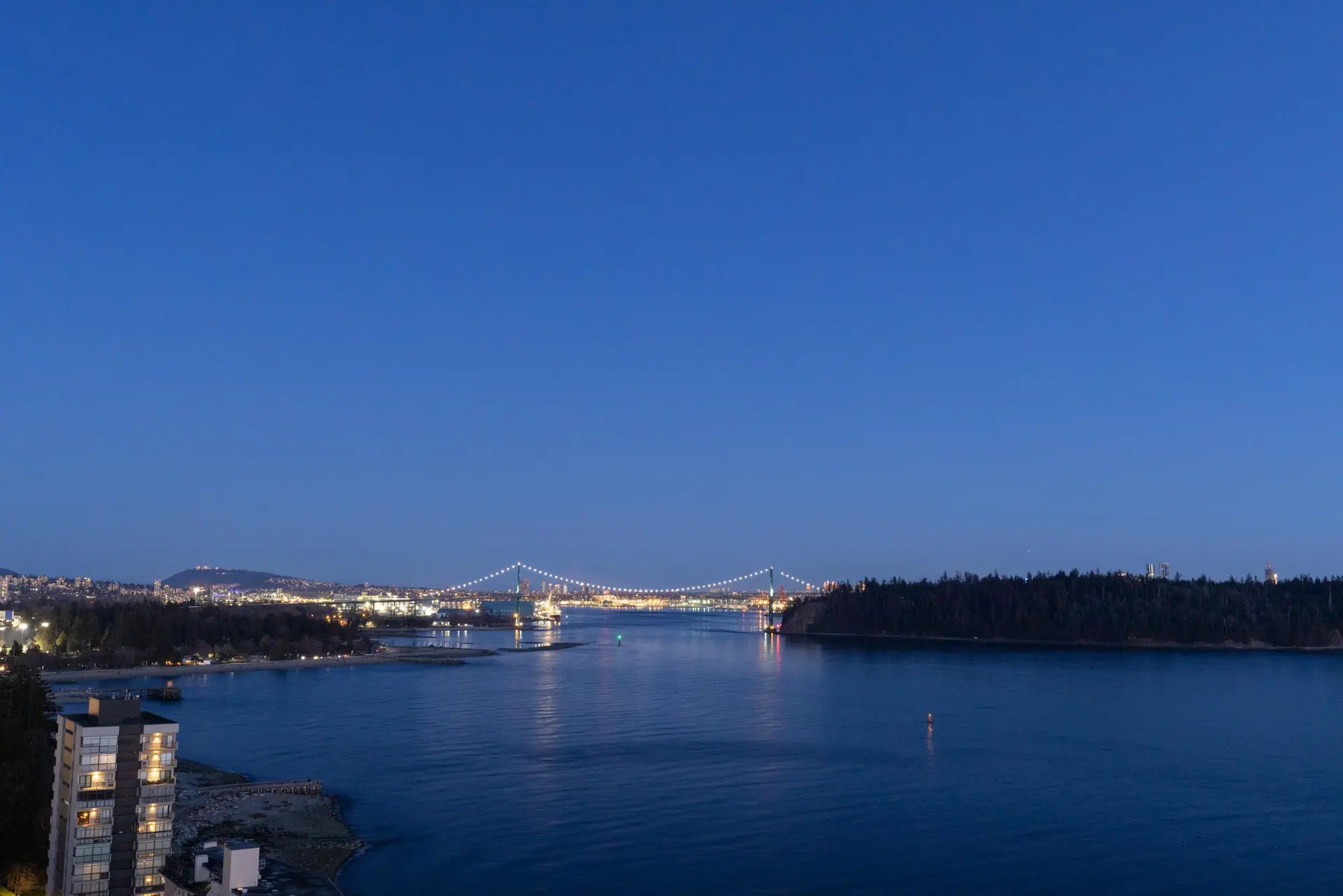 Property at #1801 1972 Bellevue Avenue, West Vancouver, BC