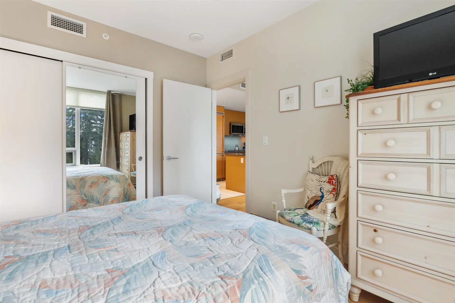 Property at #303 1473 JOHNSTON ROAD, White Rock, BC