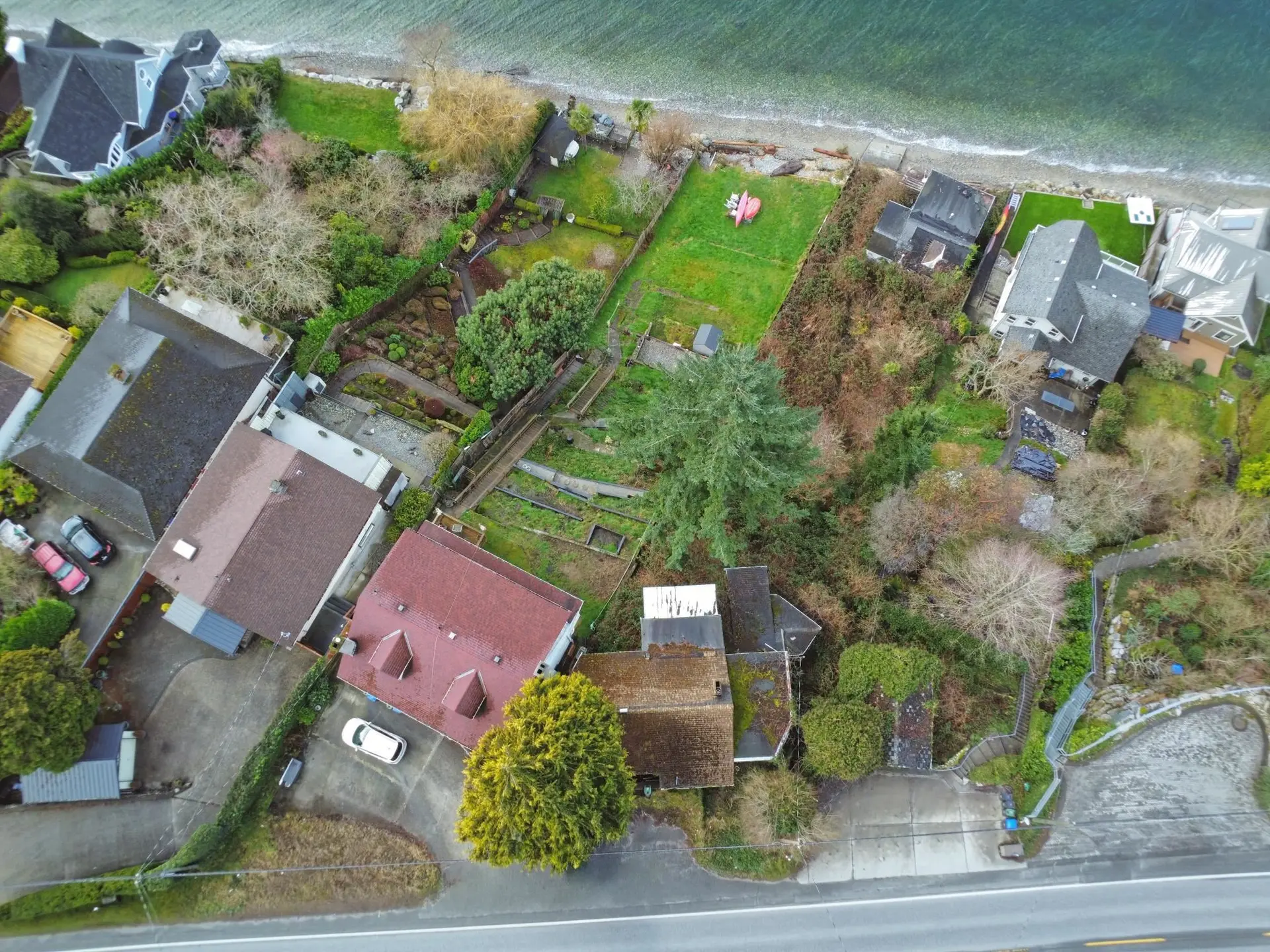 Property at 5225B SUNSHINE COAST HIGHWAY, Sechelt, BC
