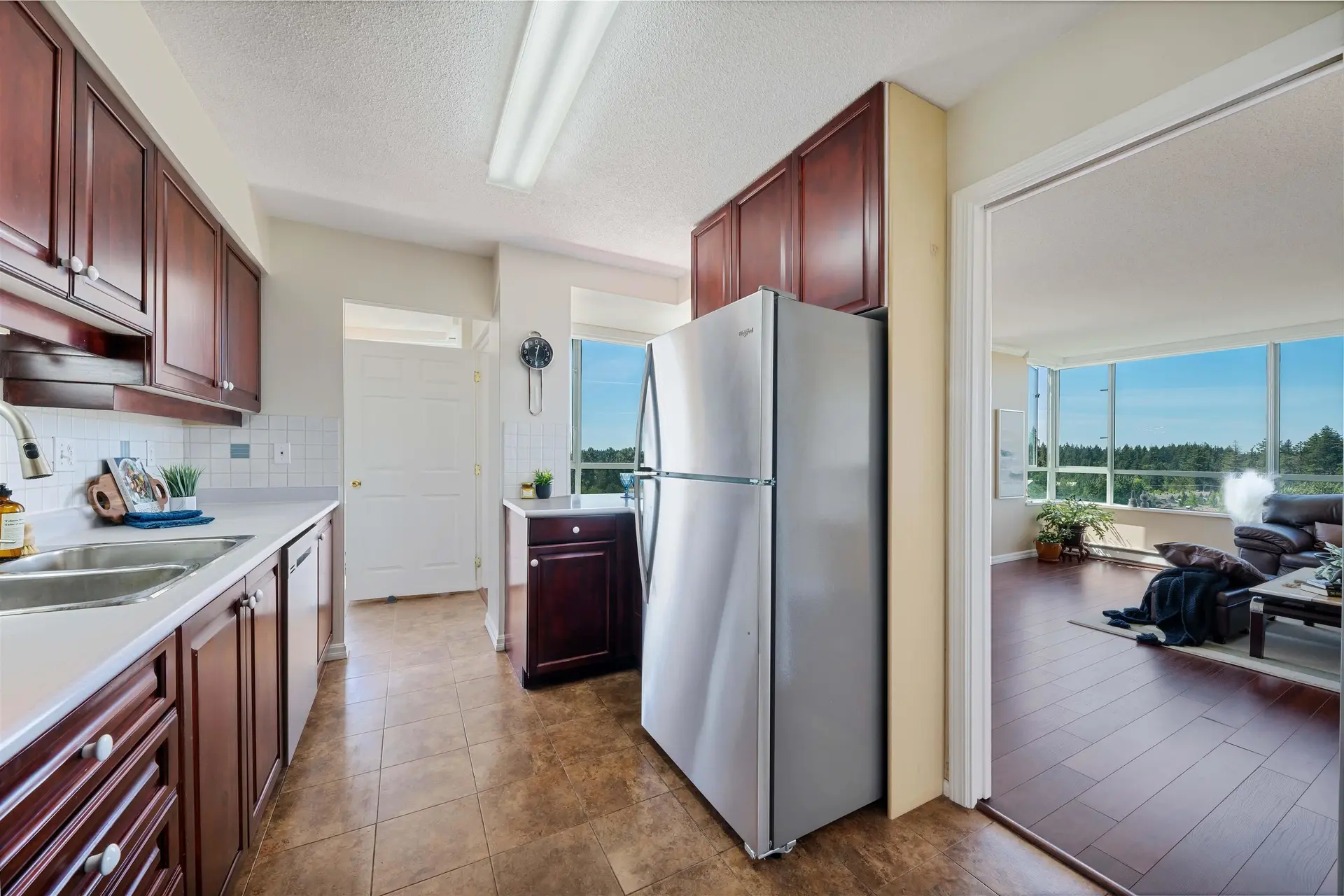 Property at #1605 15030 101 AVENUE, Surrey, BC