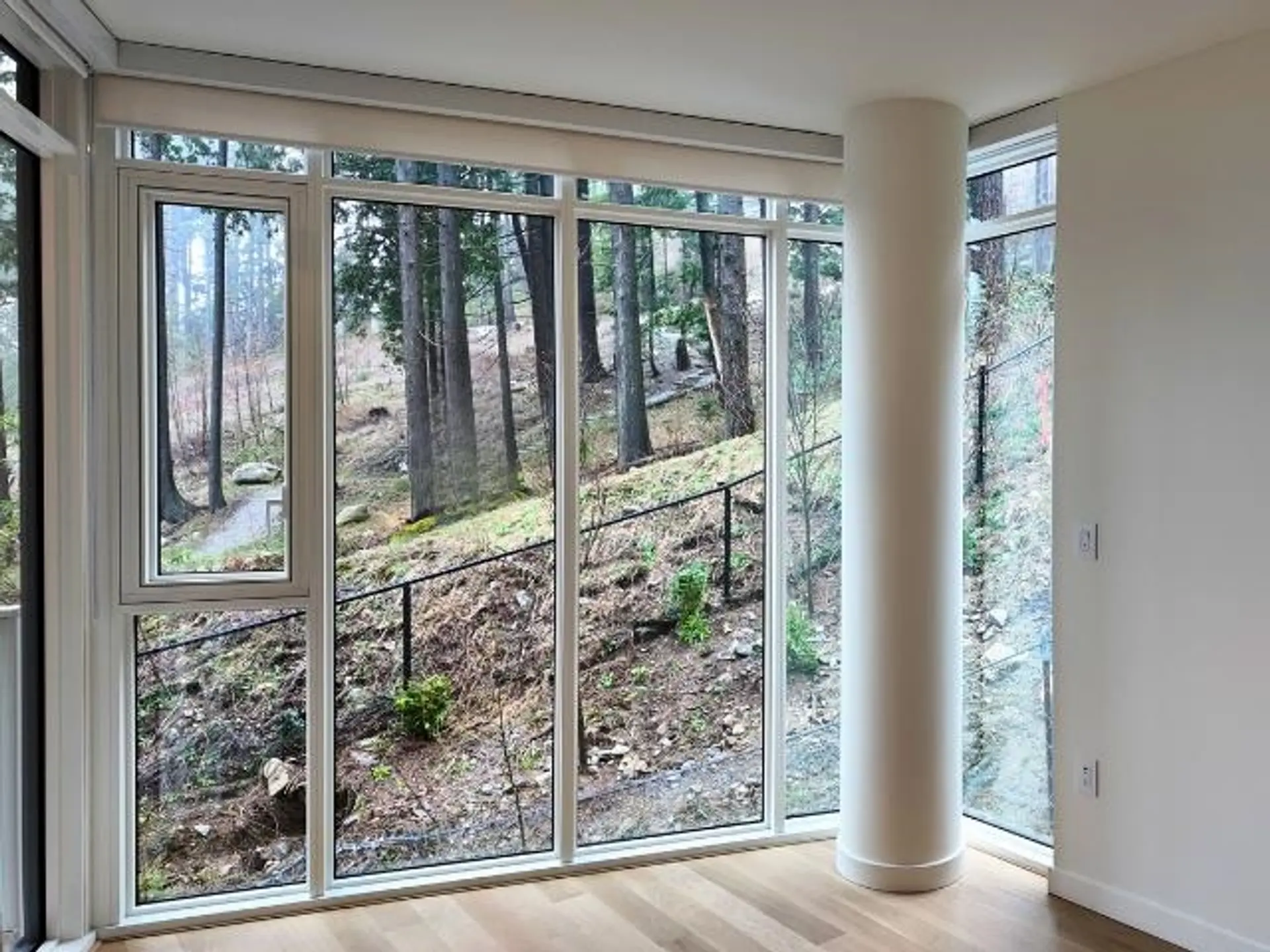 Property at #304 3963 UPLANDS WAY, West Vancouver, BC