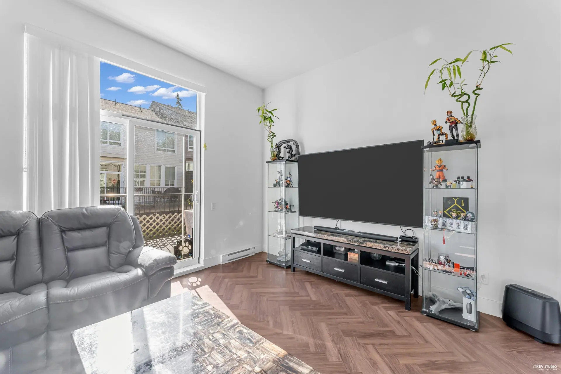 #15 15828 27 Avenue - Image 2