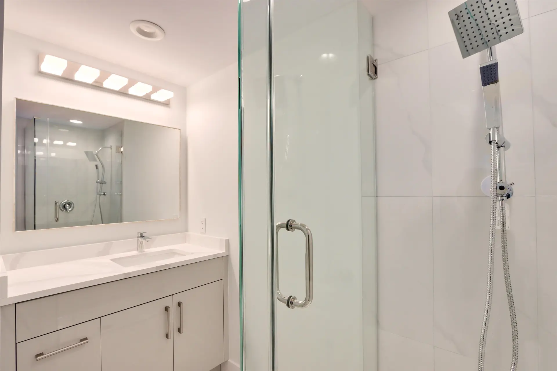 Property at #1203 140 E 14TH STREET, North Vancouver, BC