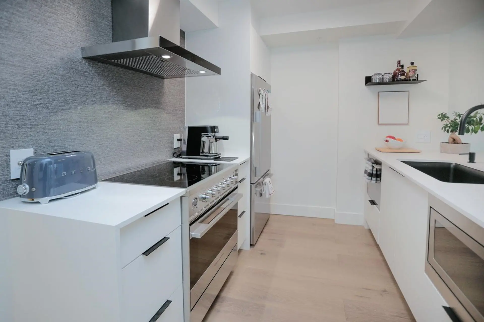 Property at #703 1288 Alberni Street, Vancouver, BC