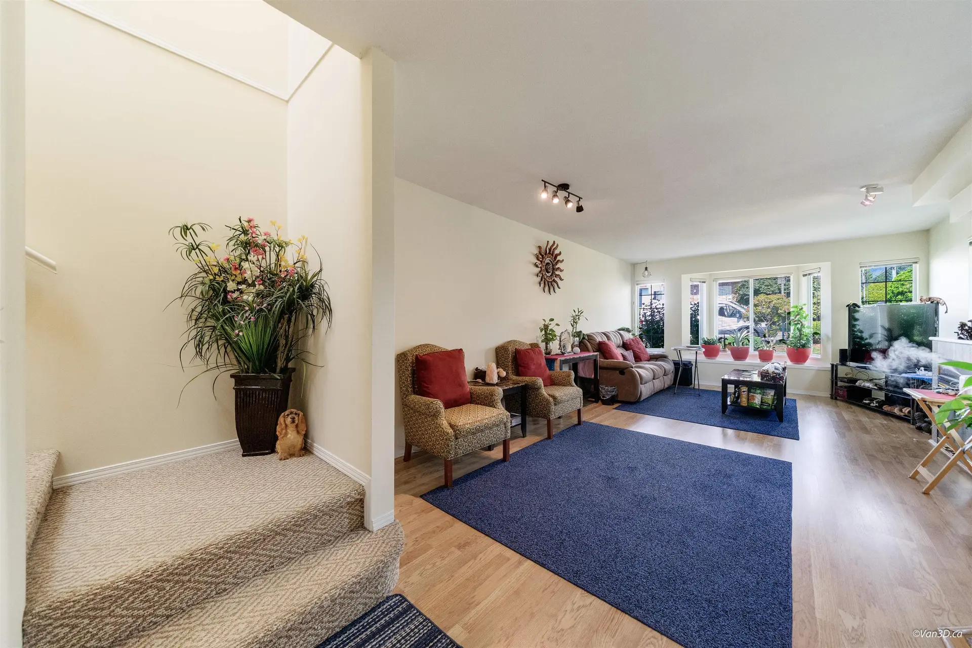 Property at 215 W 18TH STREET, North Vancouver, BC