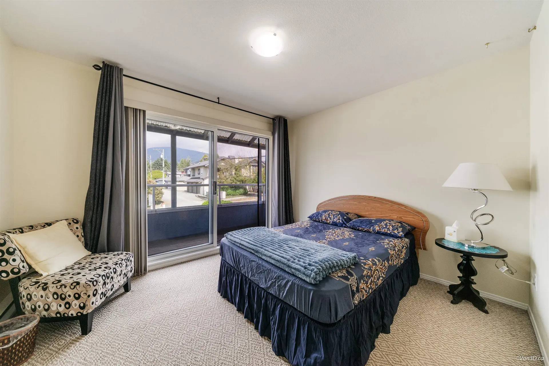 Property at 215 W 18TH STREET, North Vancouver, BC